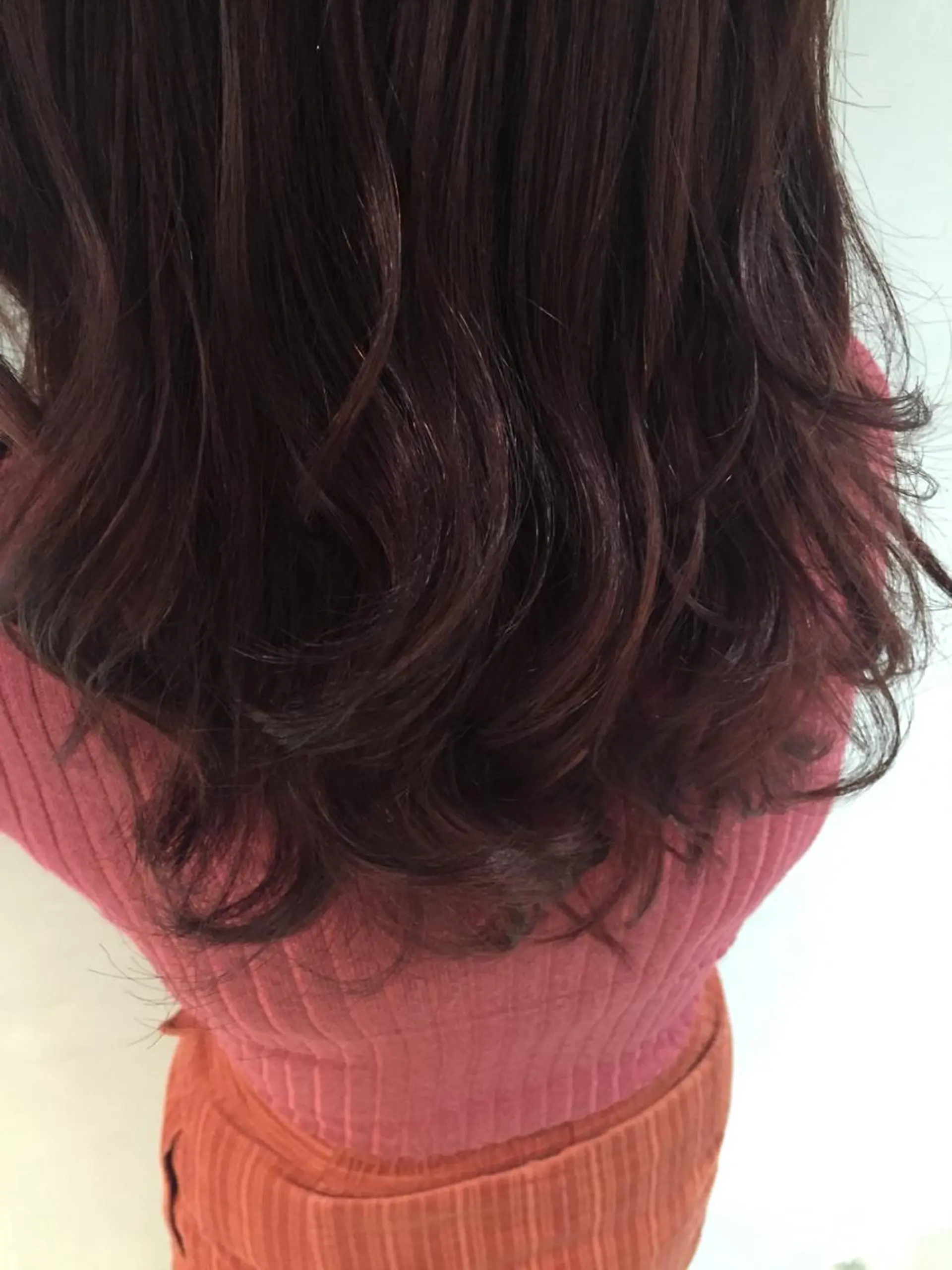 ミディアム カラー みつゆ 表参道/原宿のヘアスタイル