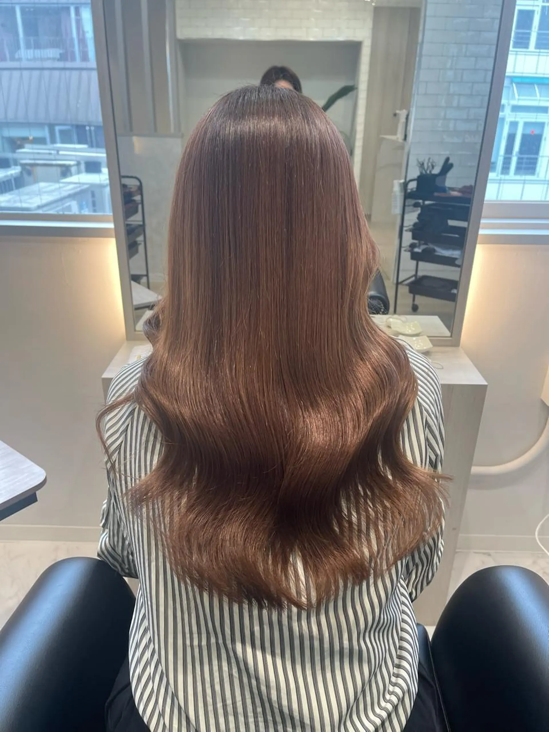 ロング カラー ヘアカラー トリートメント &chaLme   心斎橋所属・emi/髪質改善/ 韓国風/艶カラーのヘアスタイル