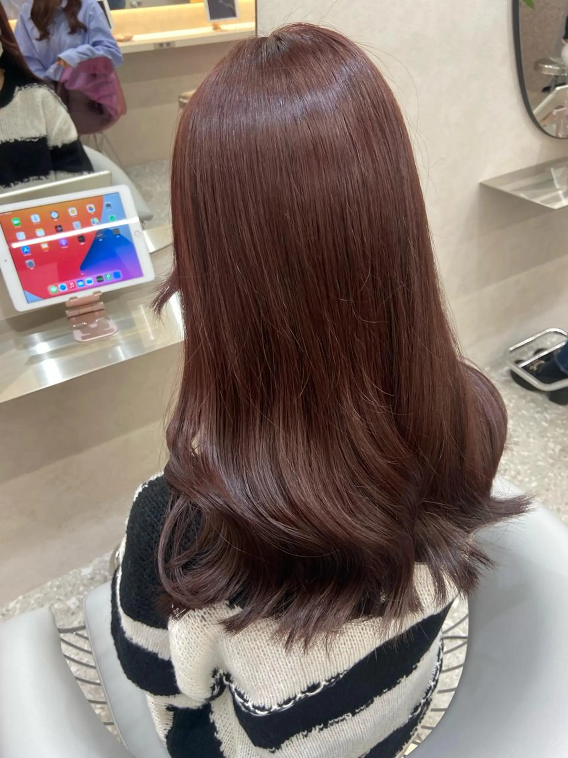 セミロング カラー ベージュカラー ブリーチ ブラウンカラー ダブルカラー ブリーチなしカラー 新宿/韓国ヘア 中明度カラー/かやのヘアスタイル