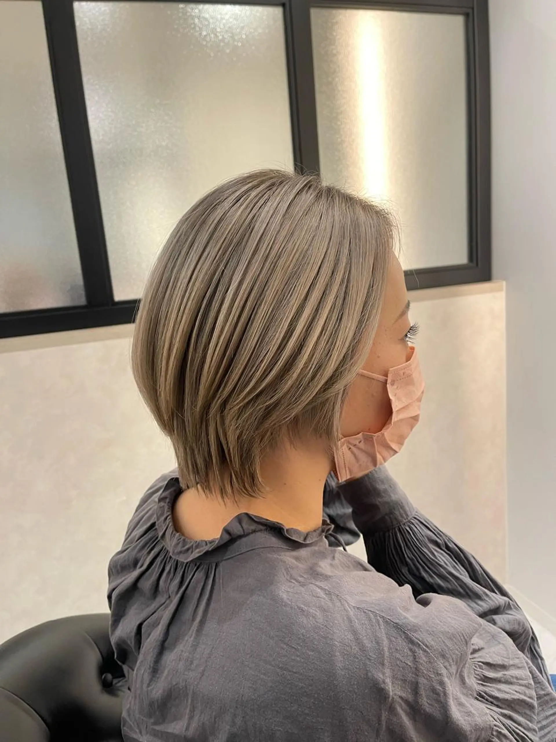 ショート カラー ヘアカラー トリートメント &chaLme   心斎橋所属・emi/髪質改善/ 韓国風/艶カラーのヘアスタイル