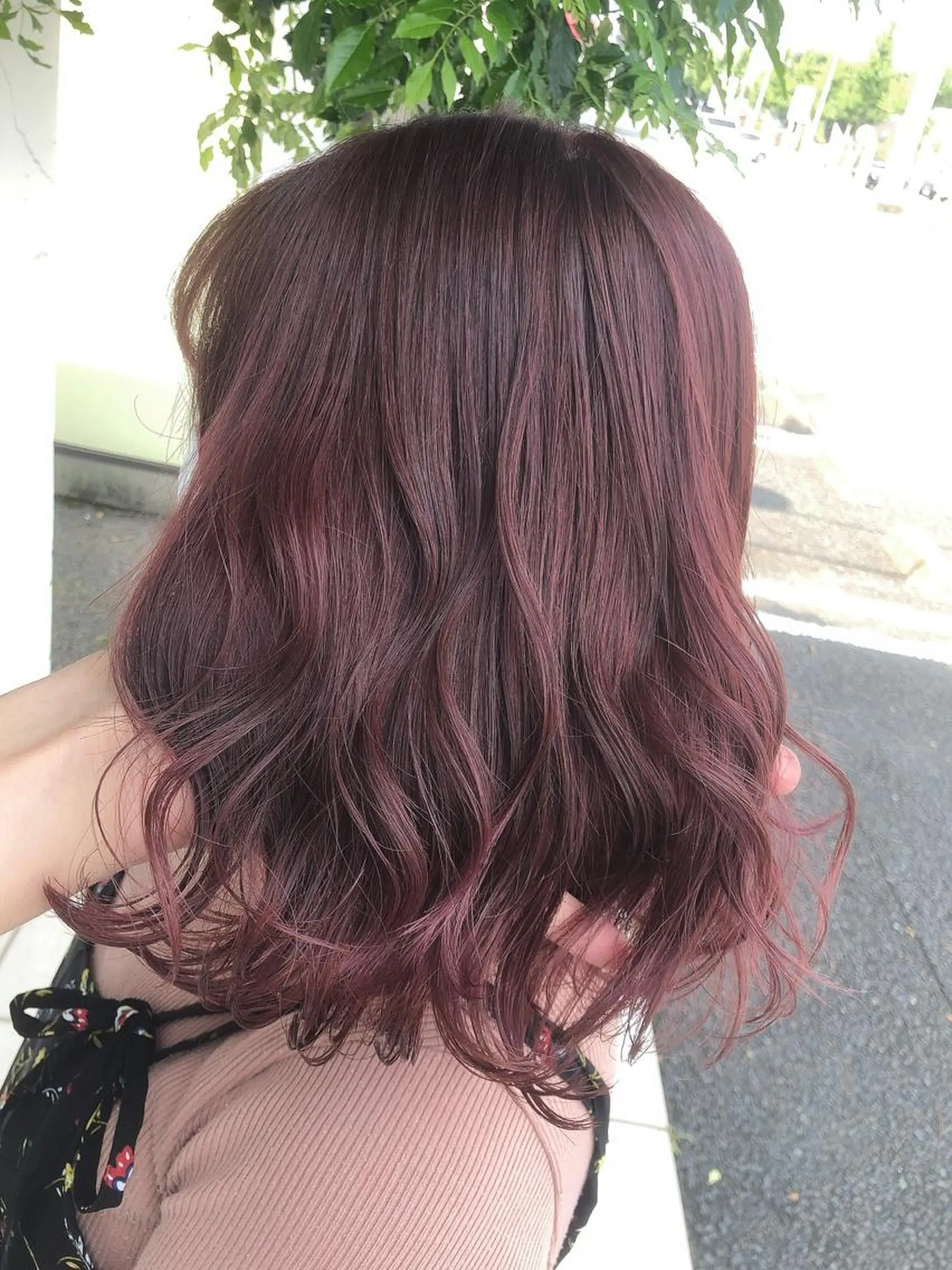 ミディアム ピンクブラウン ヘアカラー 具志 正太のヘアスタイル
