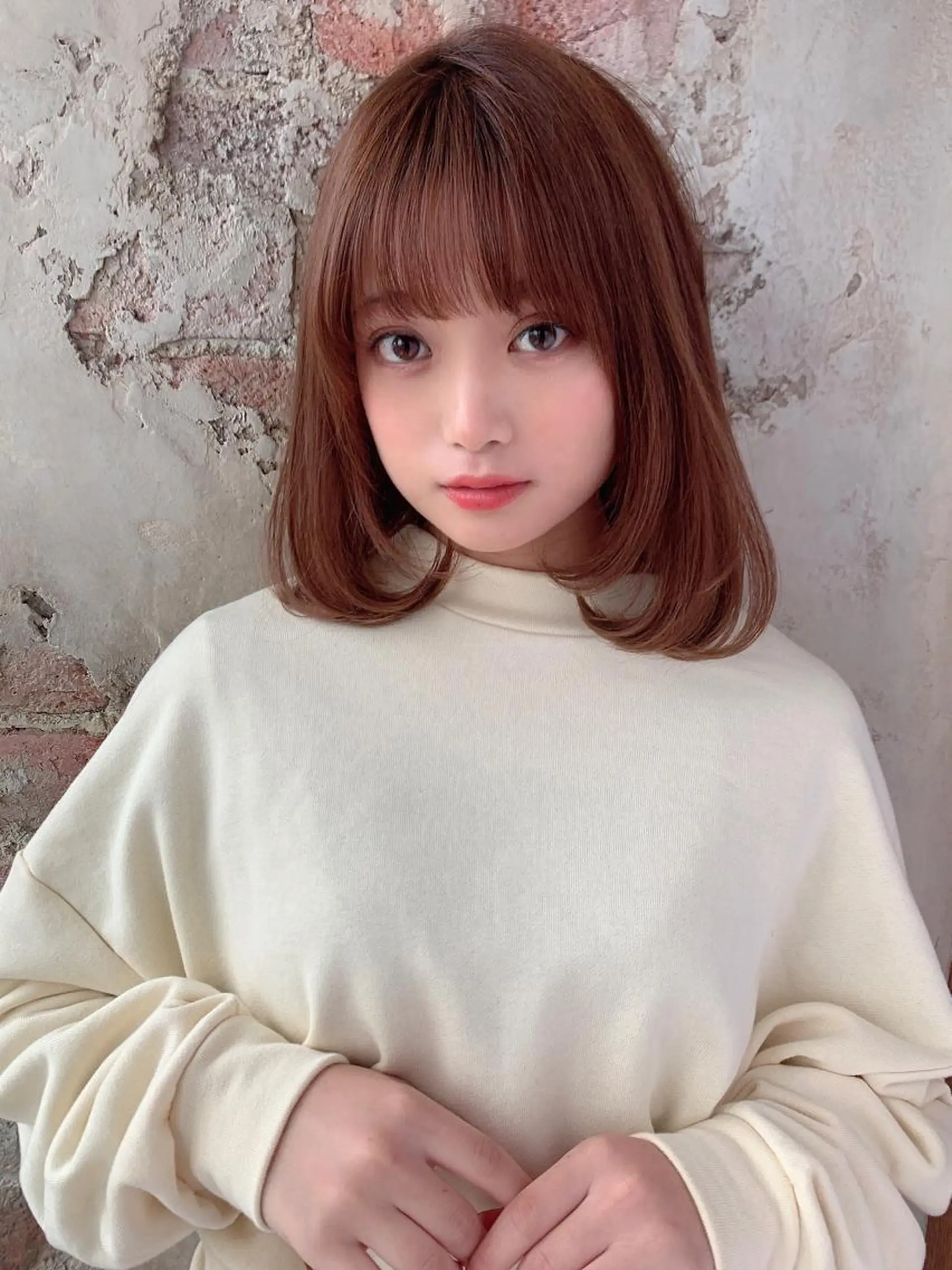 ミディアム カラー パーマ バレイヤージュ ブリーチ ケアブリーチ ダブルカラー ハイライトカラー カット ヘアカラー 縮毛矯正 トリートメント 新宿✨顔周りカット 韓国ヘア/坂本亜裟海のヘアスタイル