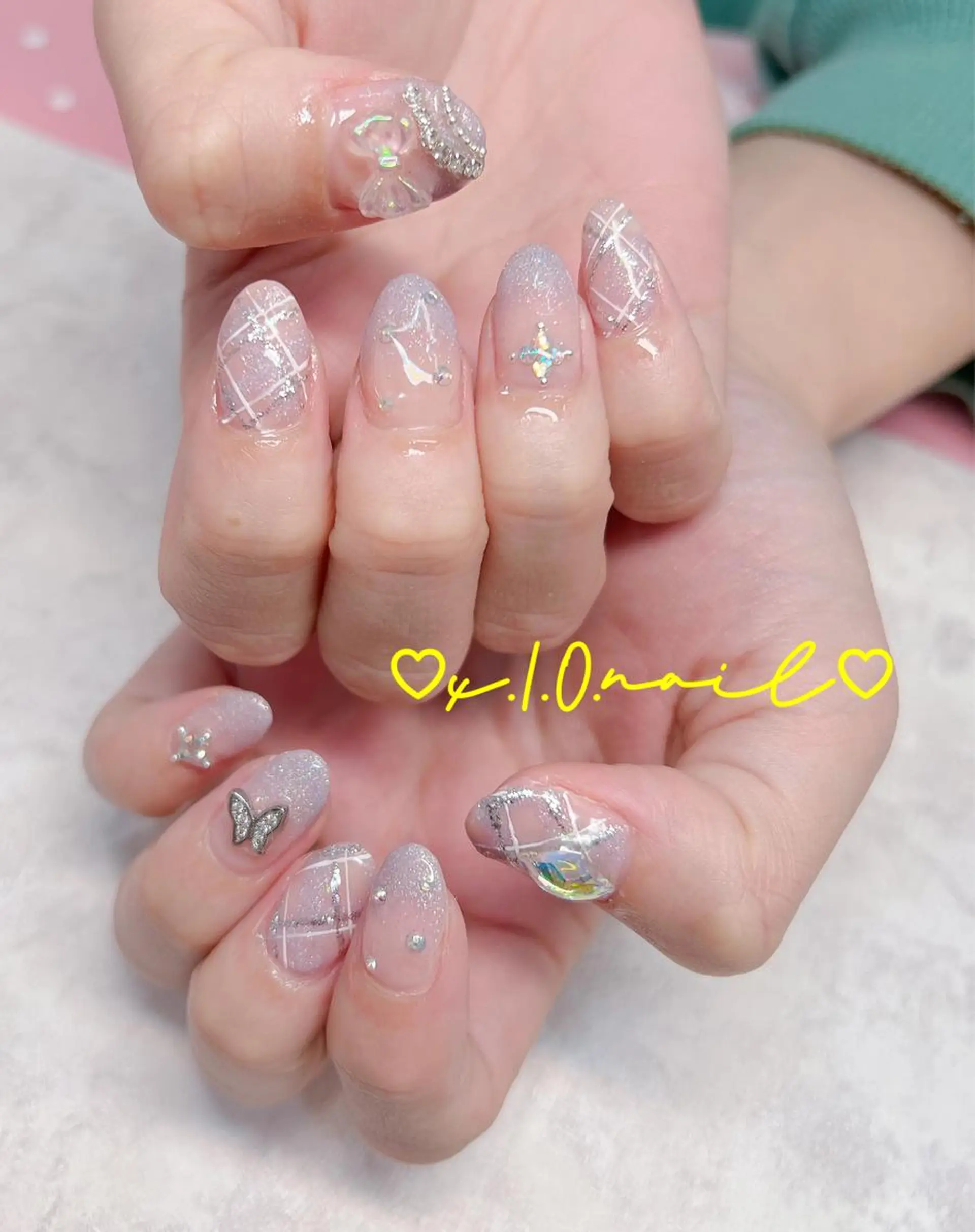ネイル アニマル柄 アートネイル ニュアンスネイル ネイルチップ ワンホンネイル ハンドネイル x.1.0.nail ♡Cのネイルデザイン