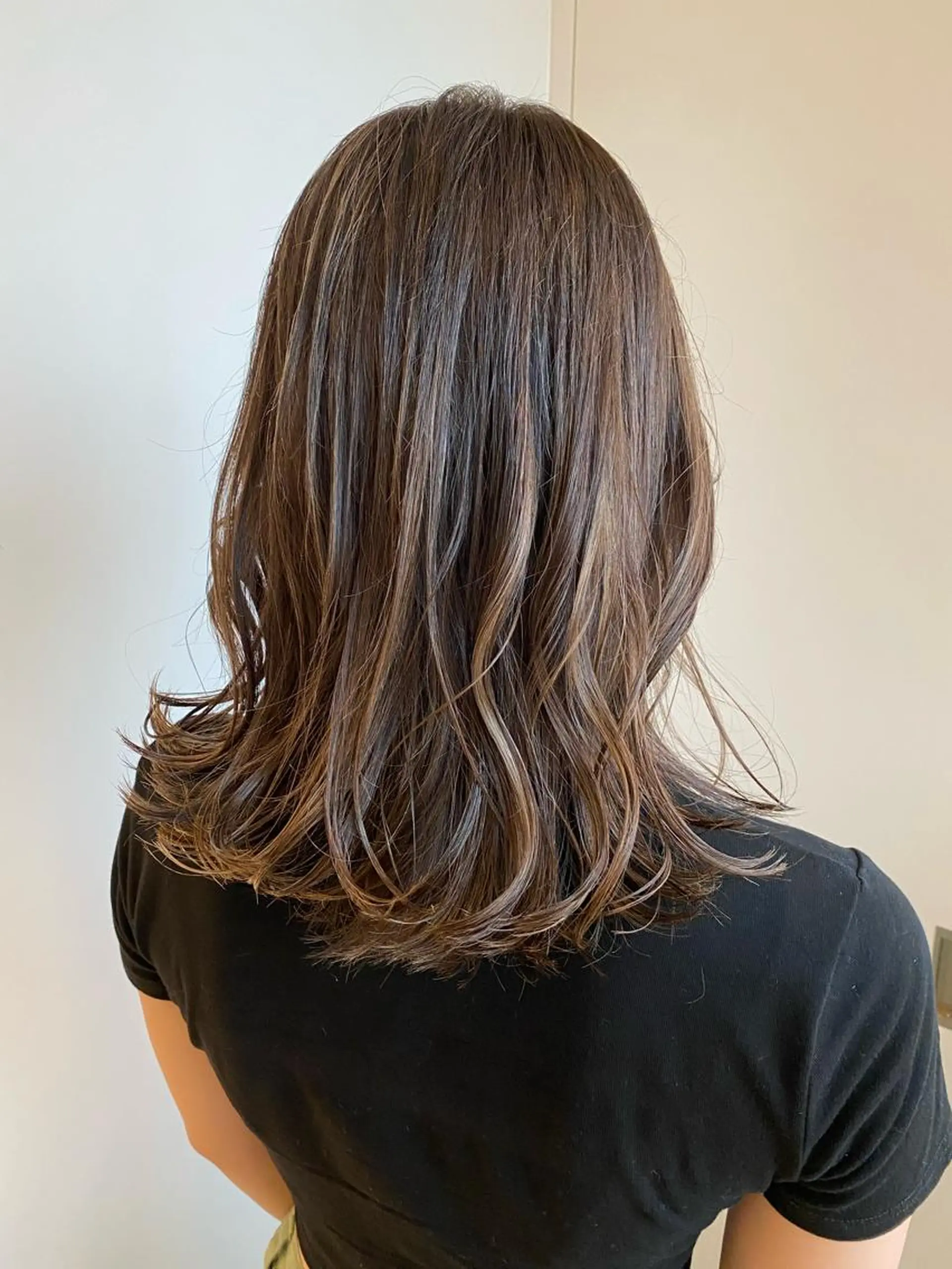 ミディアム カラー ヘアアレンジ 透明感カラー ハイライトカラー ハイライト 【メンズ】 ルービック豊中のヘアスタイル