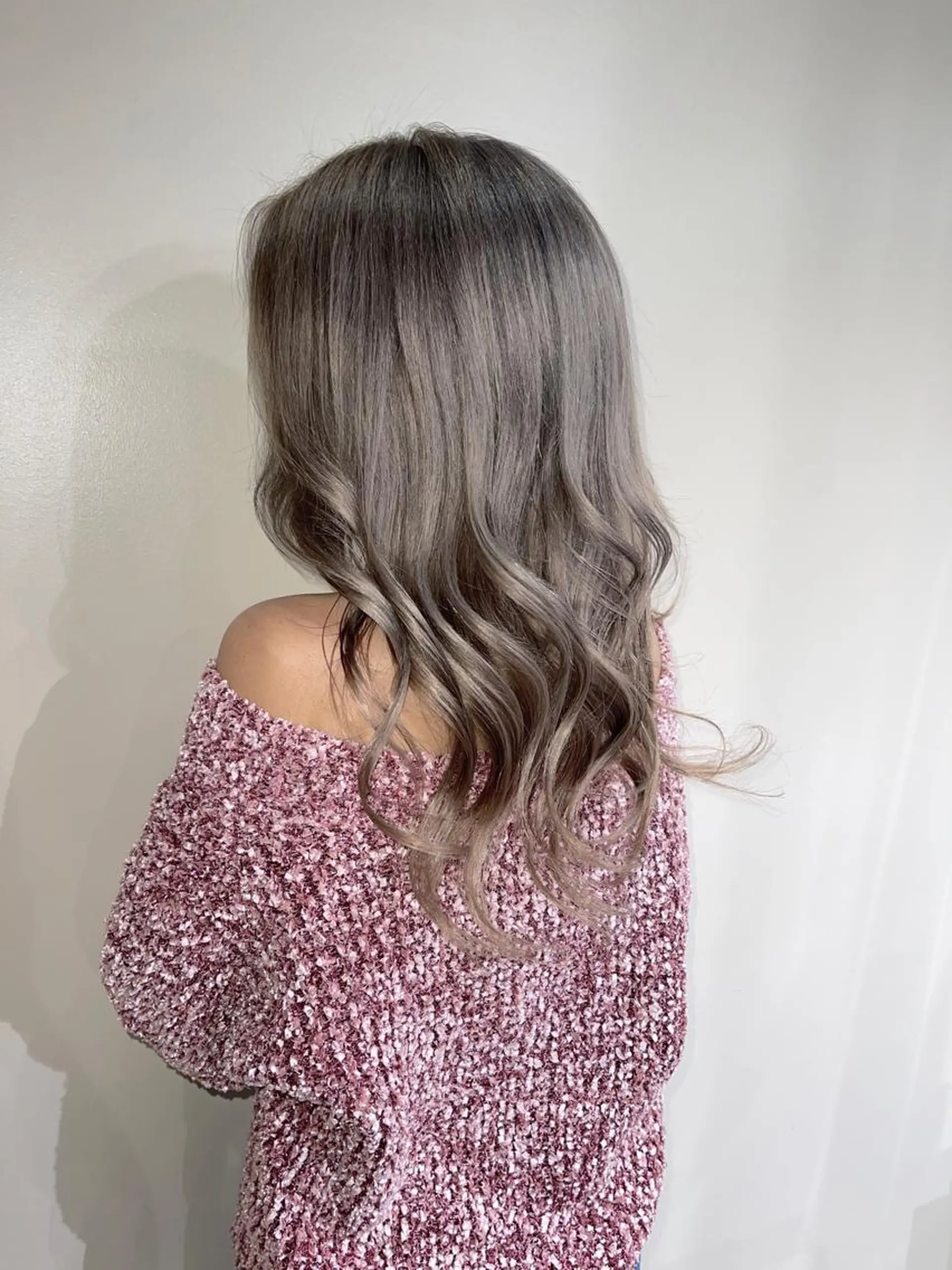 ロング カラー ヘアカラー ムラ修正、複雑履歴 治すサロン🤍アミルのヘアスタイル