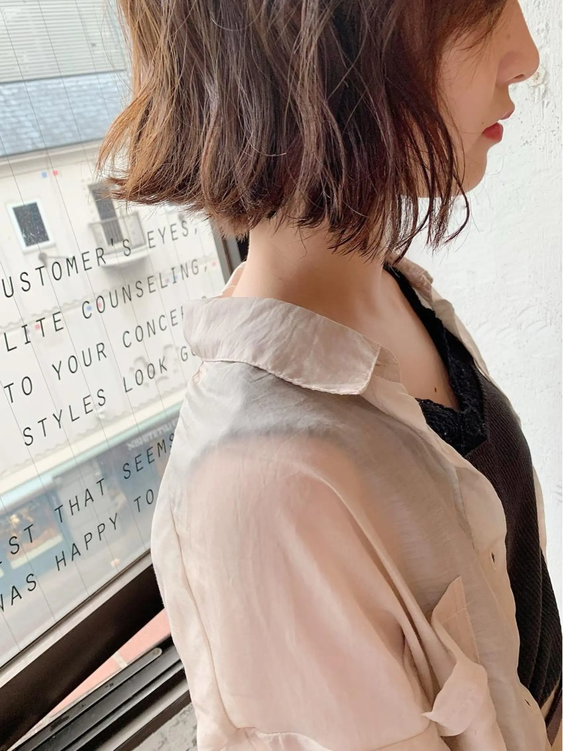 ショート カラー ベージュカラー 外ハネヘア カット ヘアカラー 💛丁寧さNo.🥇 🧸片山智裕💛のヘアスタイル