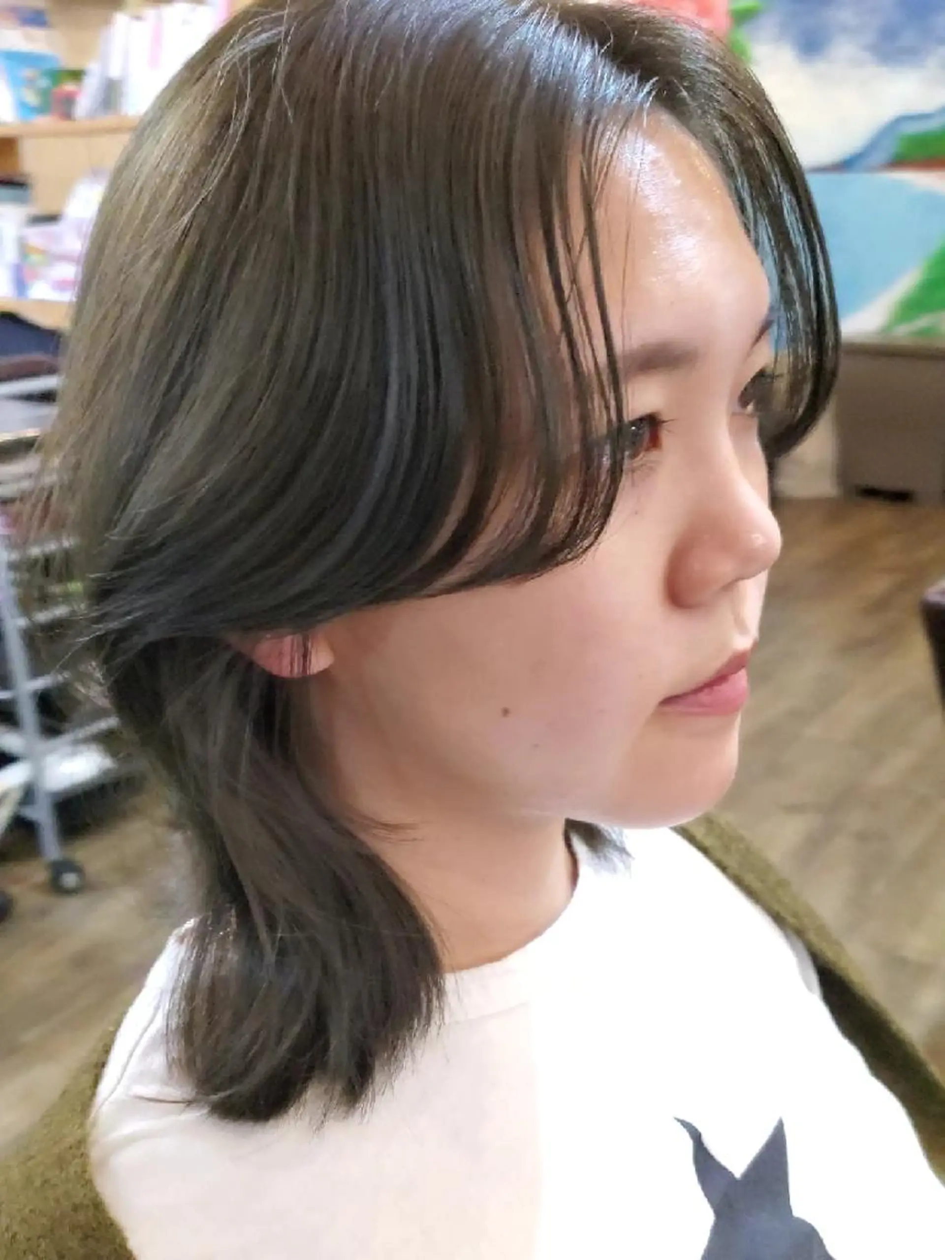 ミディアム カラー 切りっぱなしボブ ショートボブ ミディアムパーマ バレイヤージュ ベージュカラー カット ヘアカラー トリートメント フリーランス所属・韓国ヘア レイヤー くびれヘアMATSUのヘアスタイル