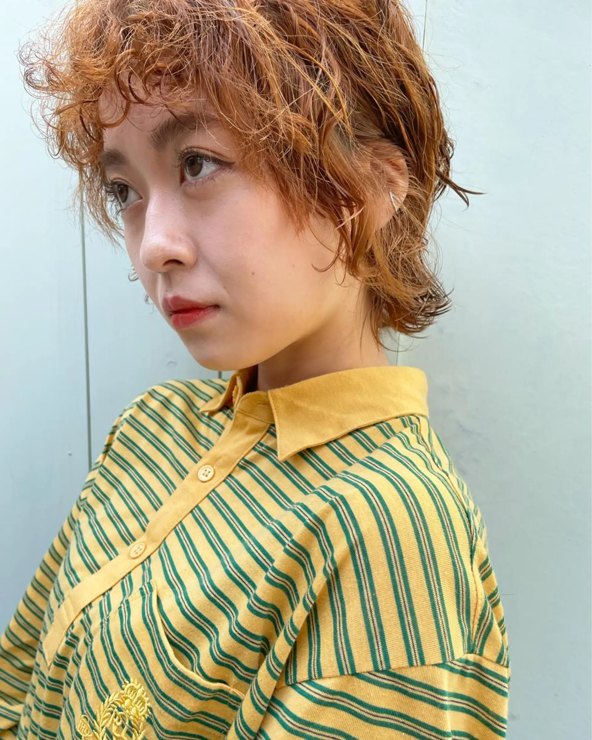 ショート パーマ tomo🍒パーマ ハイトーン似合わせのヘアスタイル