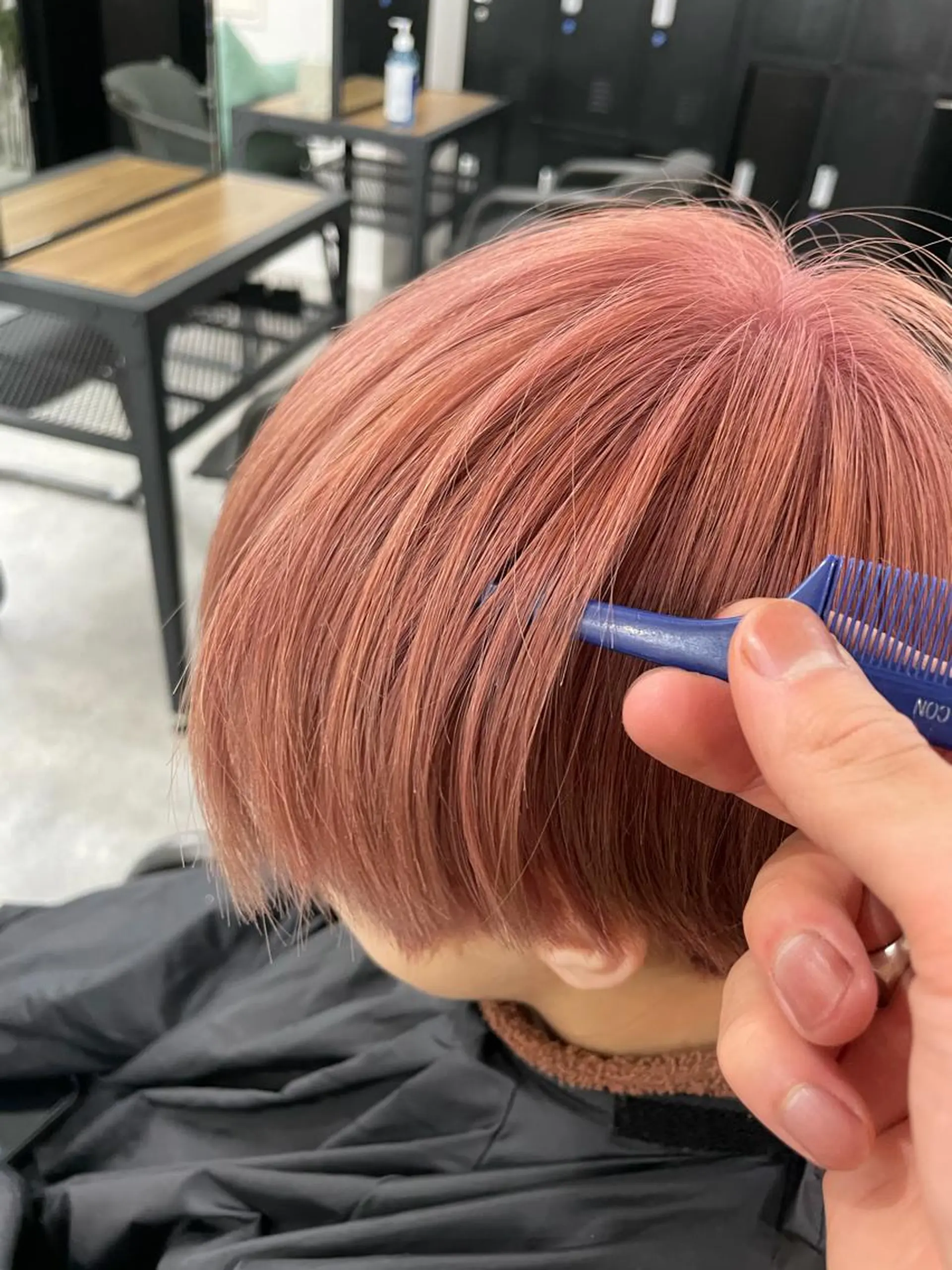 ショート カラー パーマ ヘアアレンジ メンズ キッズ ネイル マツエク・マツパ メンズバレイヤージュ メンズブリーチ フェードカット メンズハイライト メンズインナーカラー カラー特化サロン Eir心斎橋のヘアスタイル