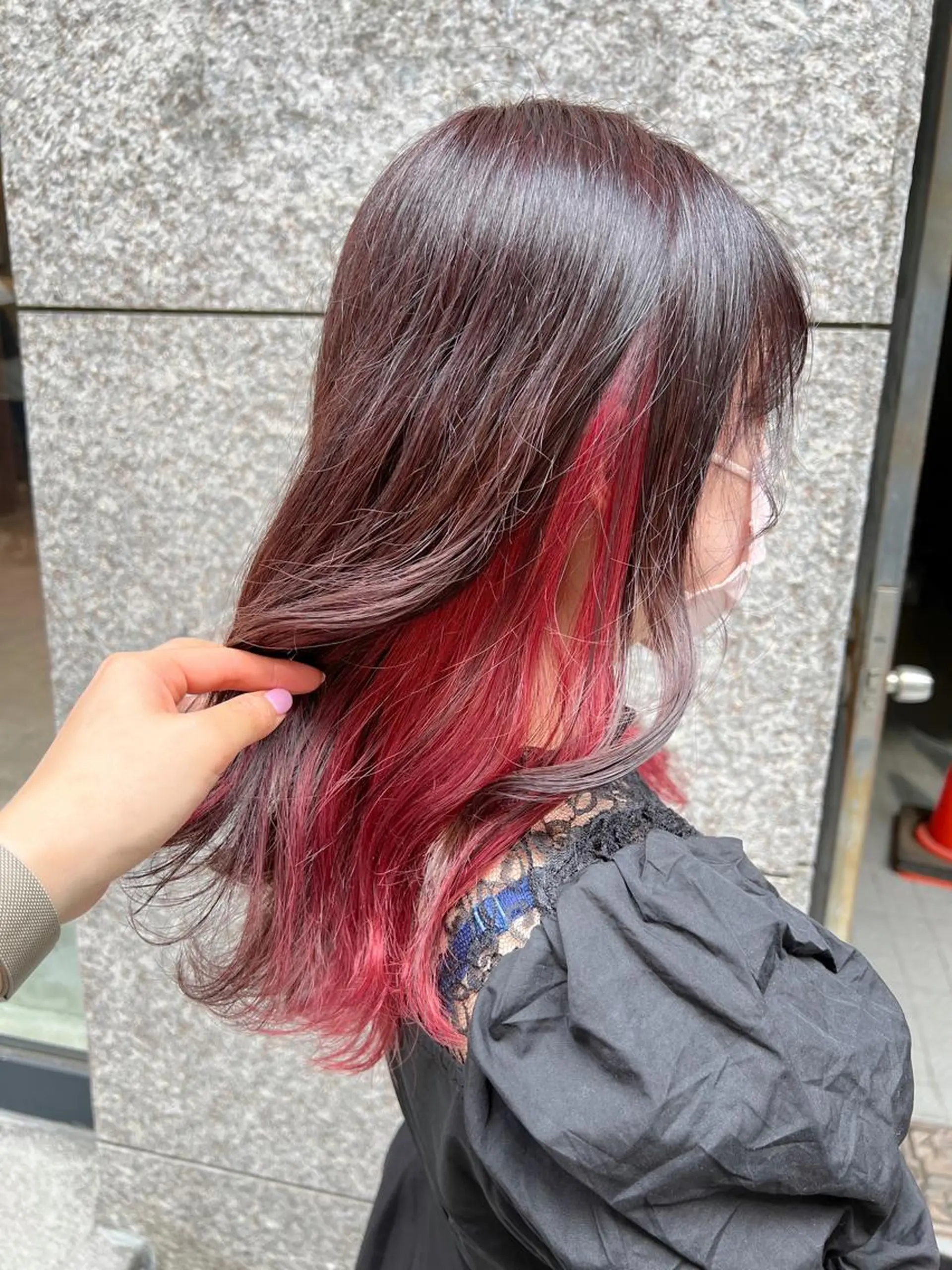 ロング カラー ブラウンカラー ピンクカラー ピンクブラウン ノイシキ サキのヘアスタイル