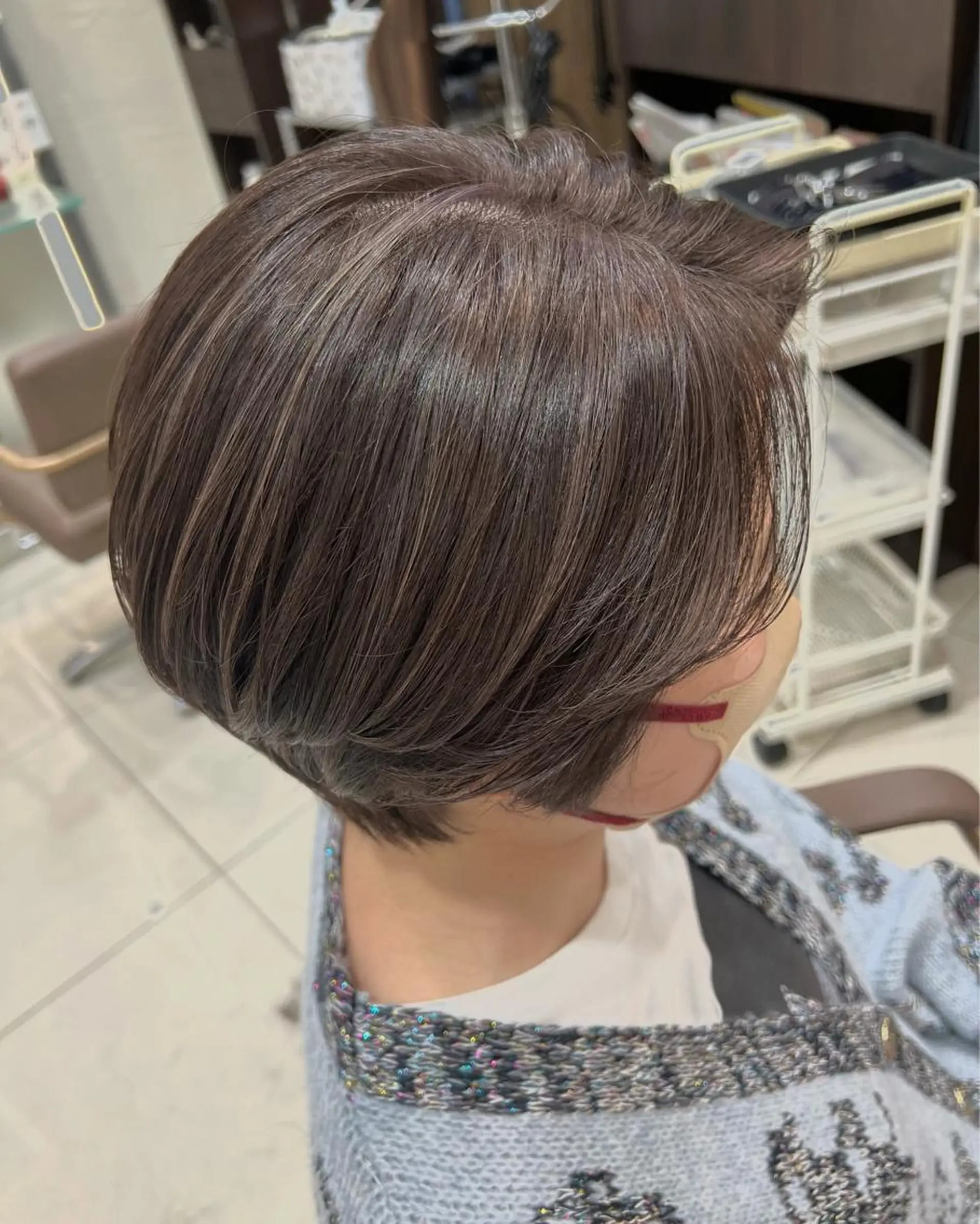 ショート カラー ハイライトカラー くびれヘア ハイライト ショートヘア ✨髪質改善矯正× ブリーチ✨YU-KIのヘアスタイル