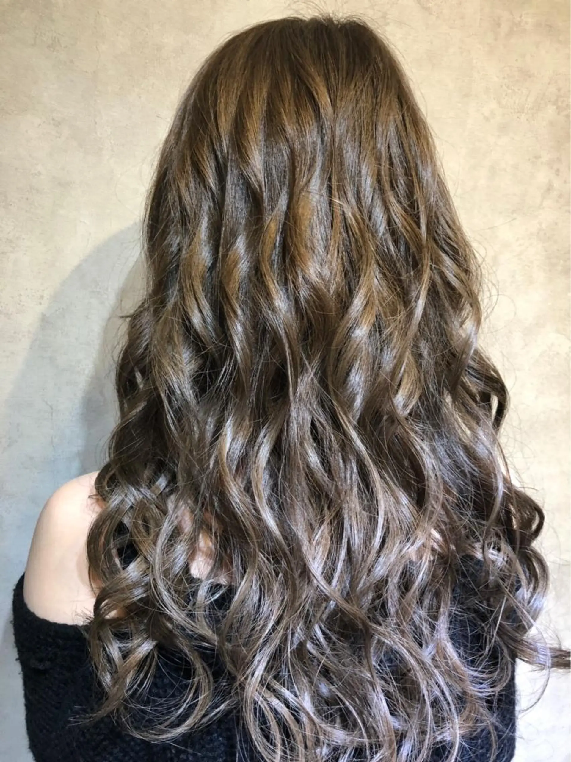 ロング ヘアカラー トリートメント BuzZ所属・西村 雄二/エクステのヘアスタイル