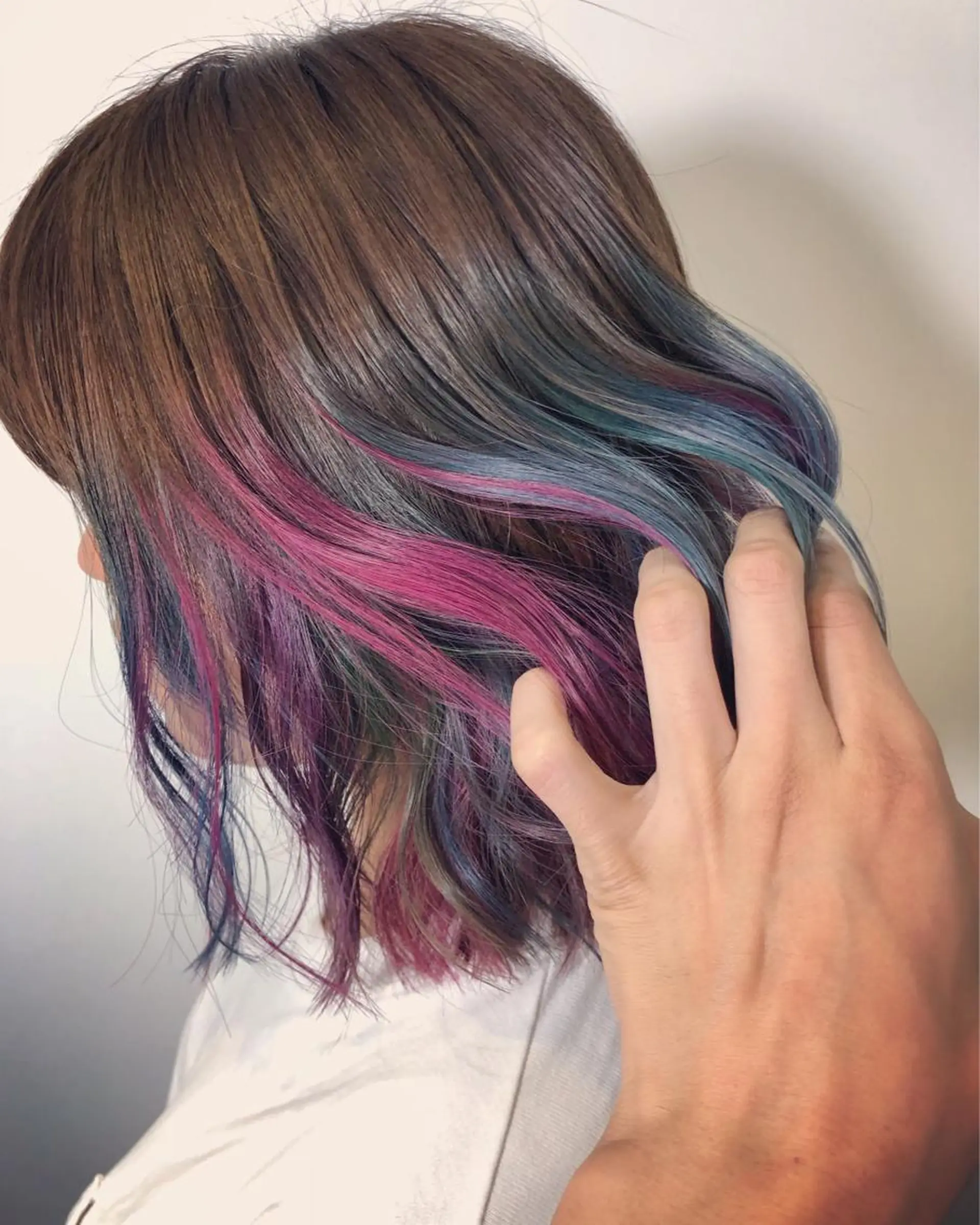 ミディアム カラー アッシュ バレイヤージュ ミストバング ベージュカラー ブリーチ カット ヘアカラー トリートメント 原宿サロン代表 デザインカラー伊藤卓のヘアスタイル