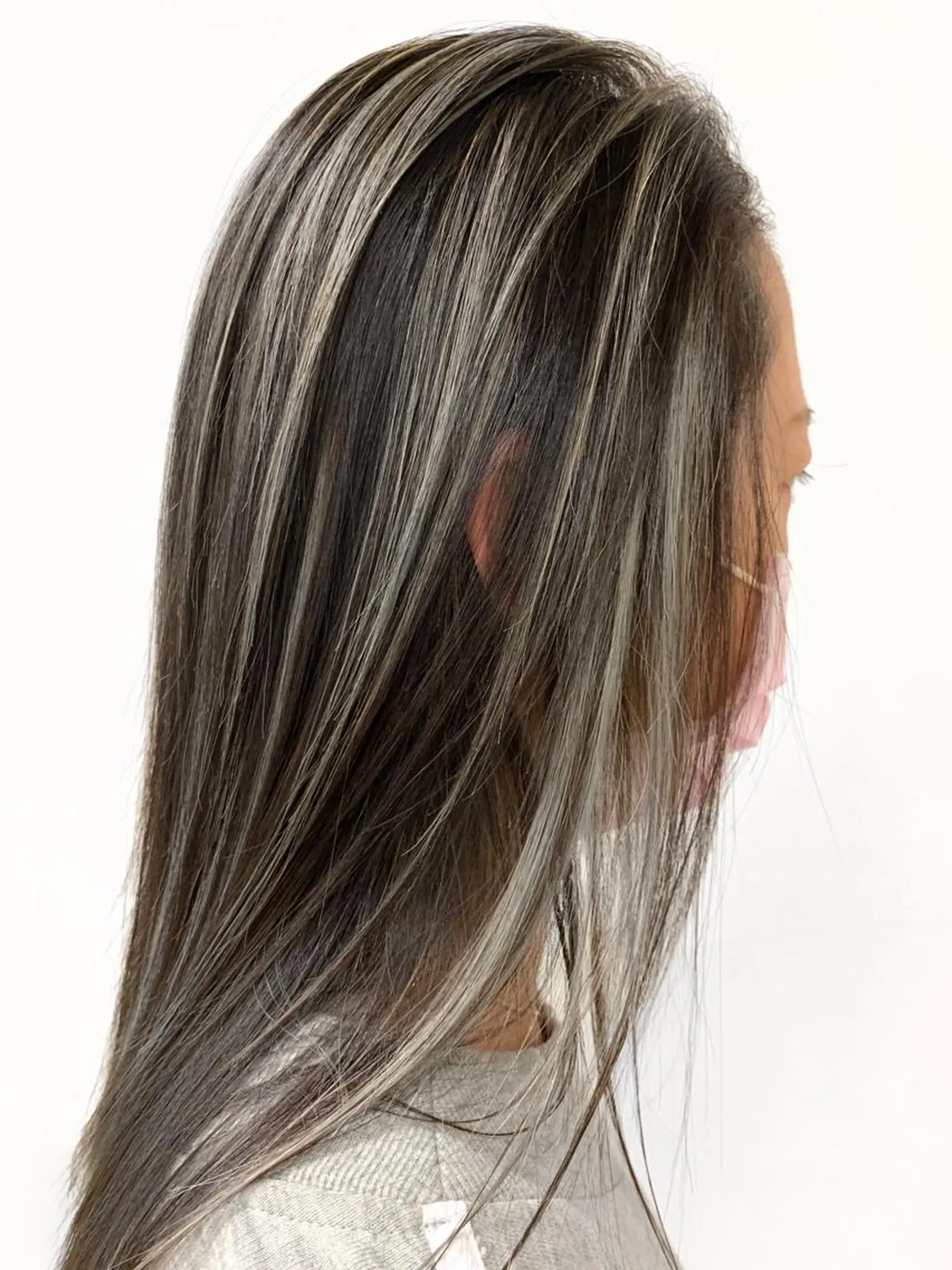 セミロング カラー 🌿海外Style・ KOHEIのヘアスタイル