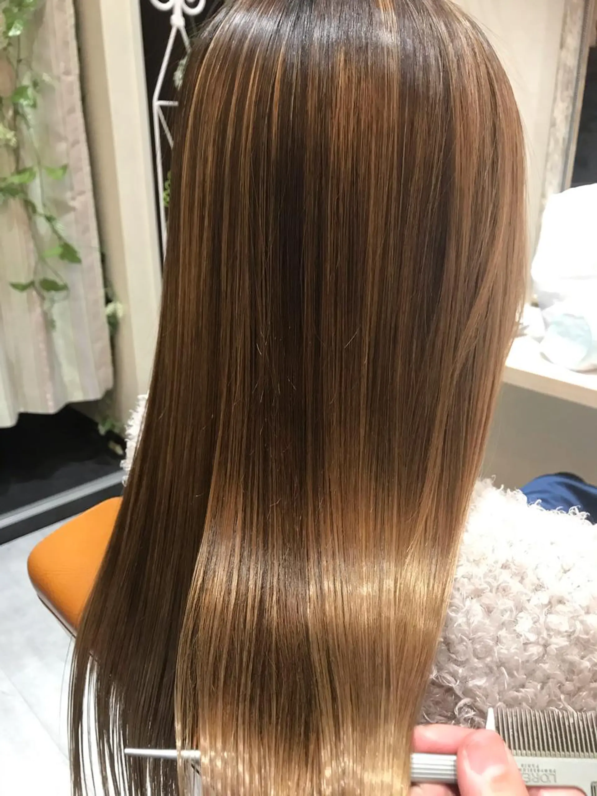 ロング トリートメント カット トリートメント Seventh Sense所属・Seventh Senseのヘアスタイル