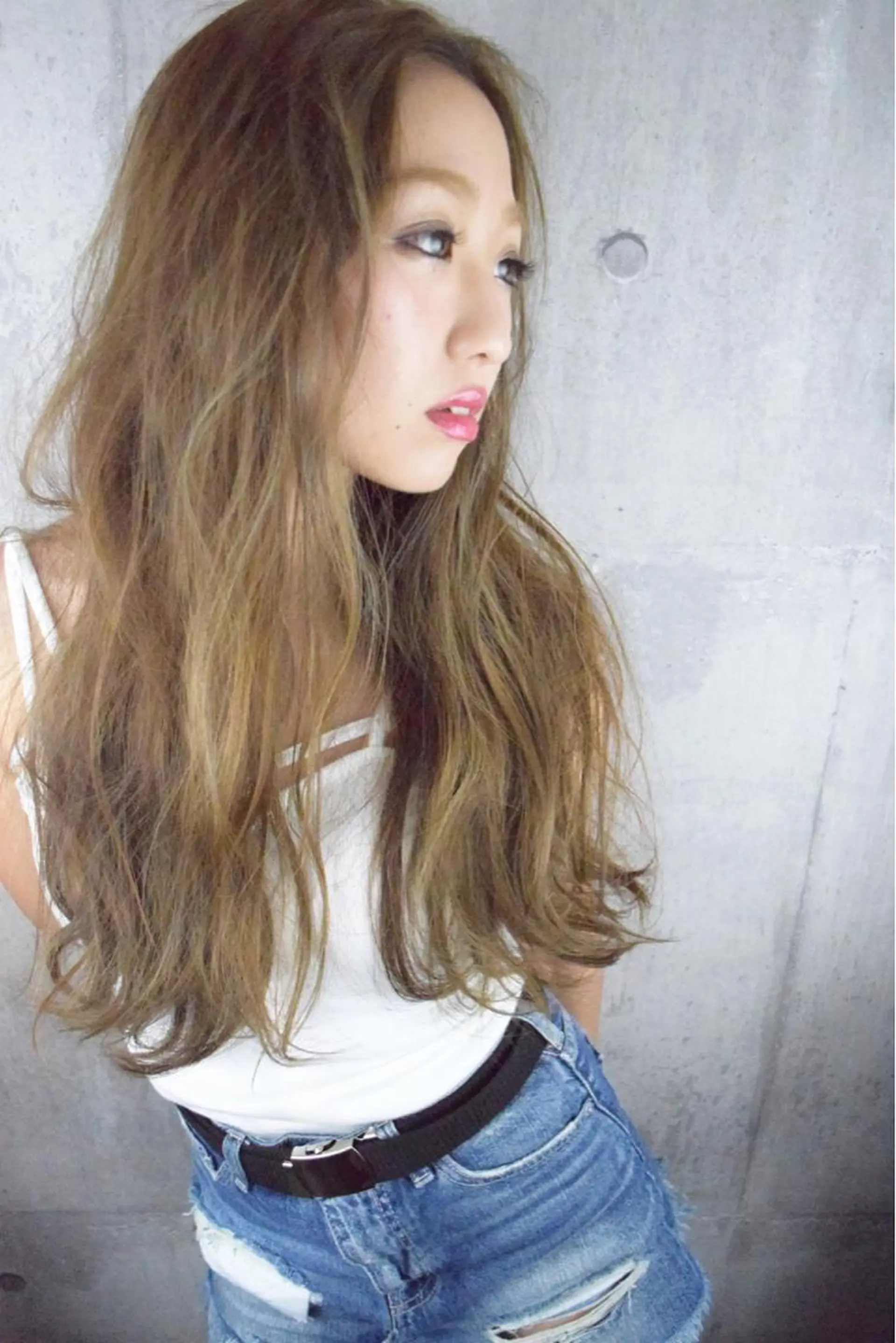 ロング カラー パーマ ネイル カット ヘアカラー トリートメント 恒遠 幸司のヘアスタイル