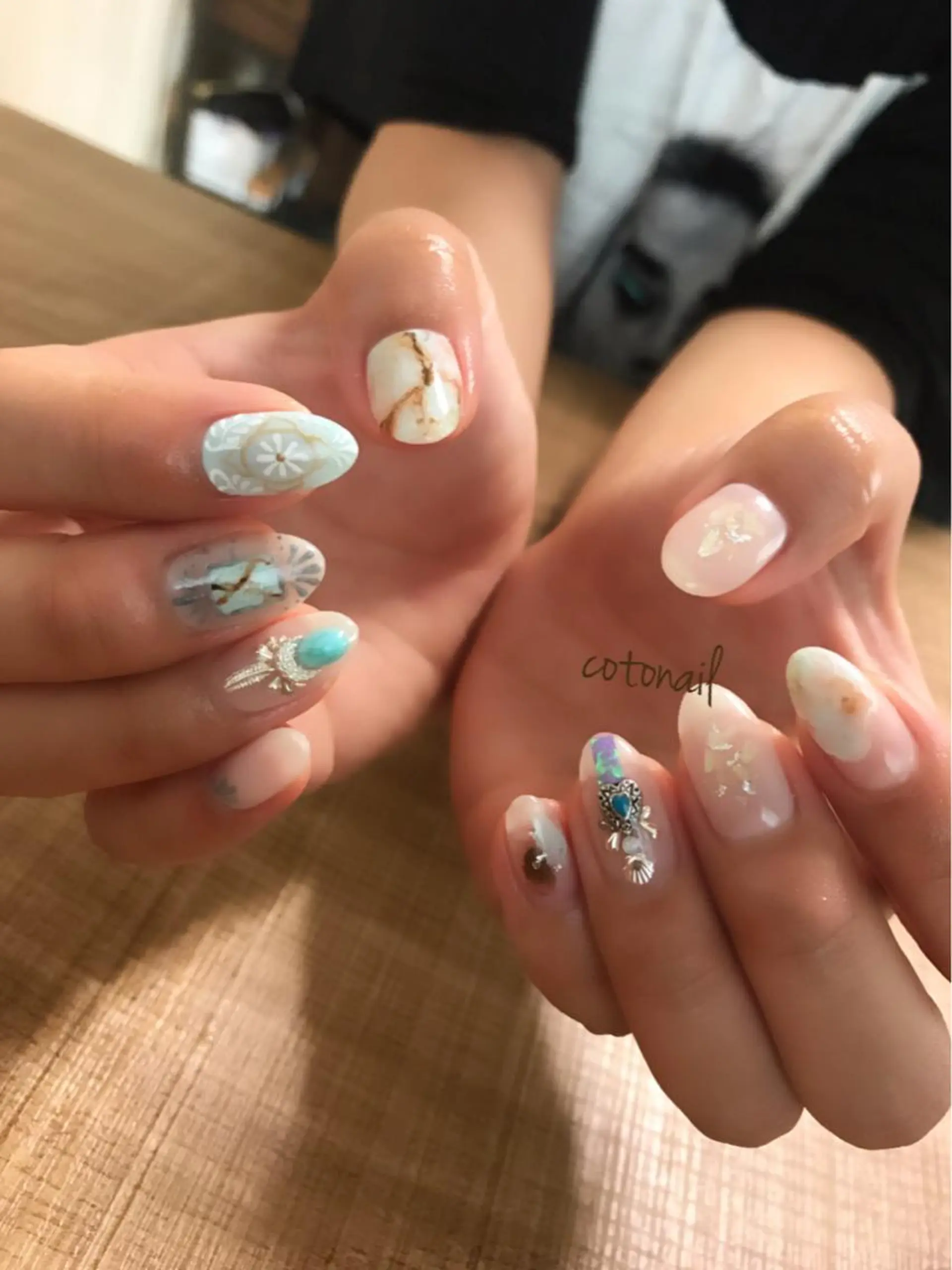 ネイル ツメトマツゲ .のネイルデザイン