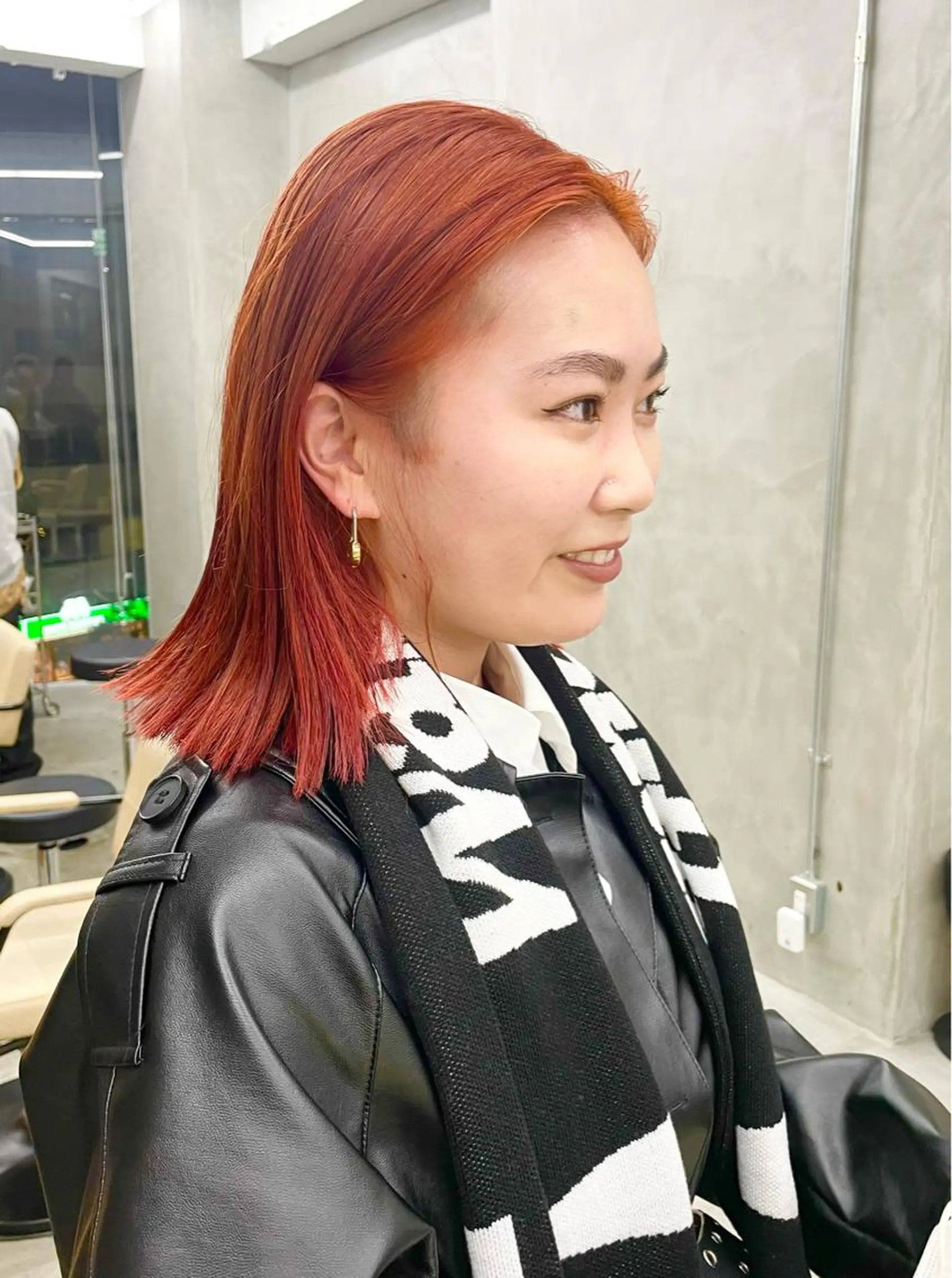 ミディアム カラー パーマ ヘアアレンジ メンズ ミディアムパーマ メンズバレイヤージュ メンズブリーチ センターパート フェードカット ヘアカラー トリートメント ハイトーン/レイヤー 🌸さくらのヘアスタイル