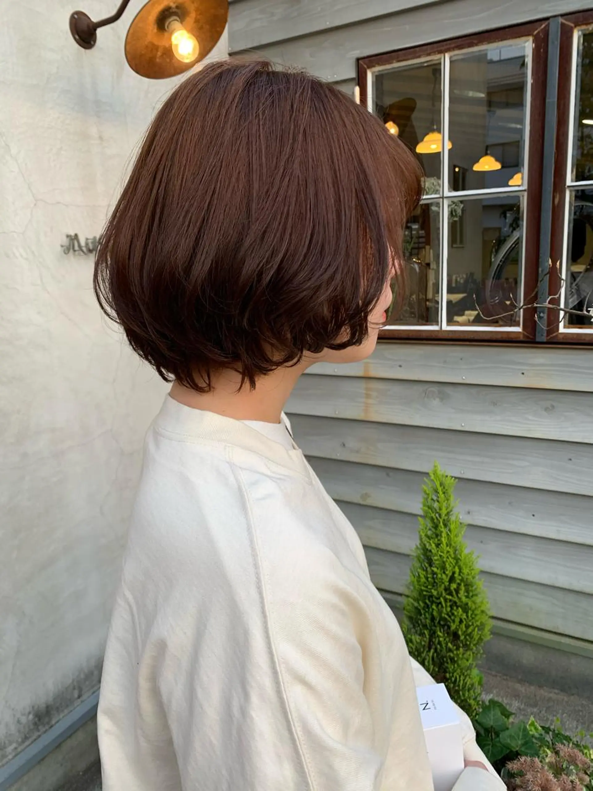 ショート カラー ブラウンカラー レイヤー/韓国ヘア 杉浦結梨のヘアスタイル