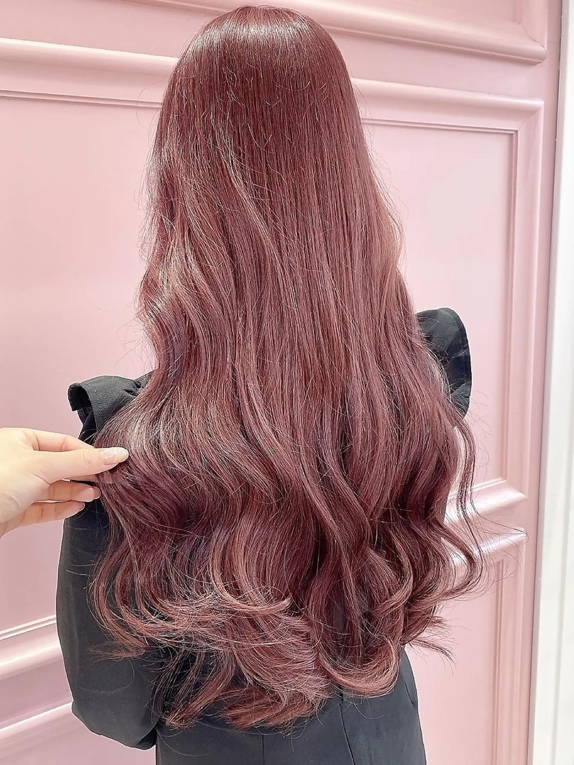 ロング エクステ オフホワイトアンドなんば所属・福西 洋斗のヘアスタイル