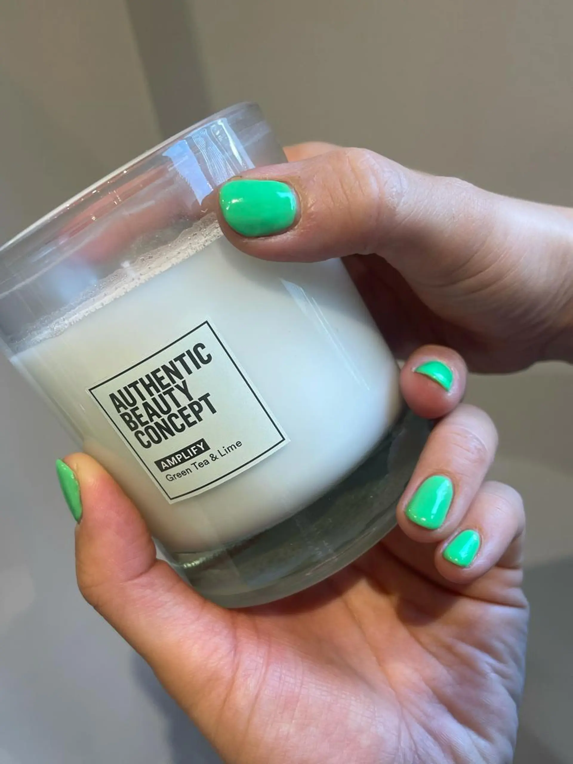 ショート カラー ブリーチ👩‍🦳/ ‪✂︎MANAMIのヘアスタイル