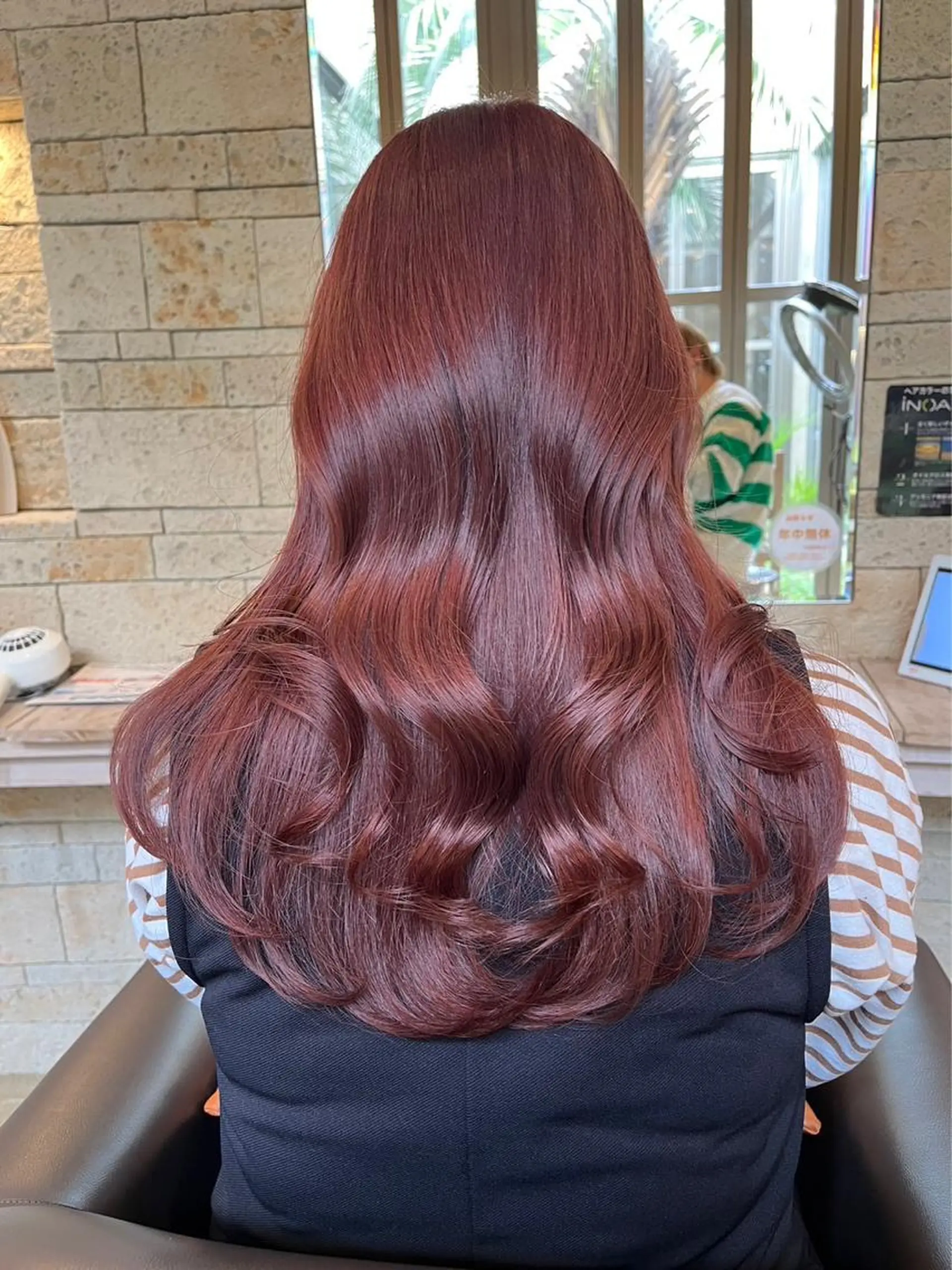 ロング カット ヘアカラー トリートメント 箕浦 稜真のヘアスタイル