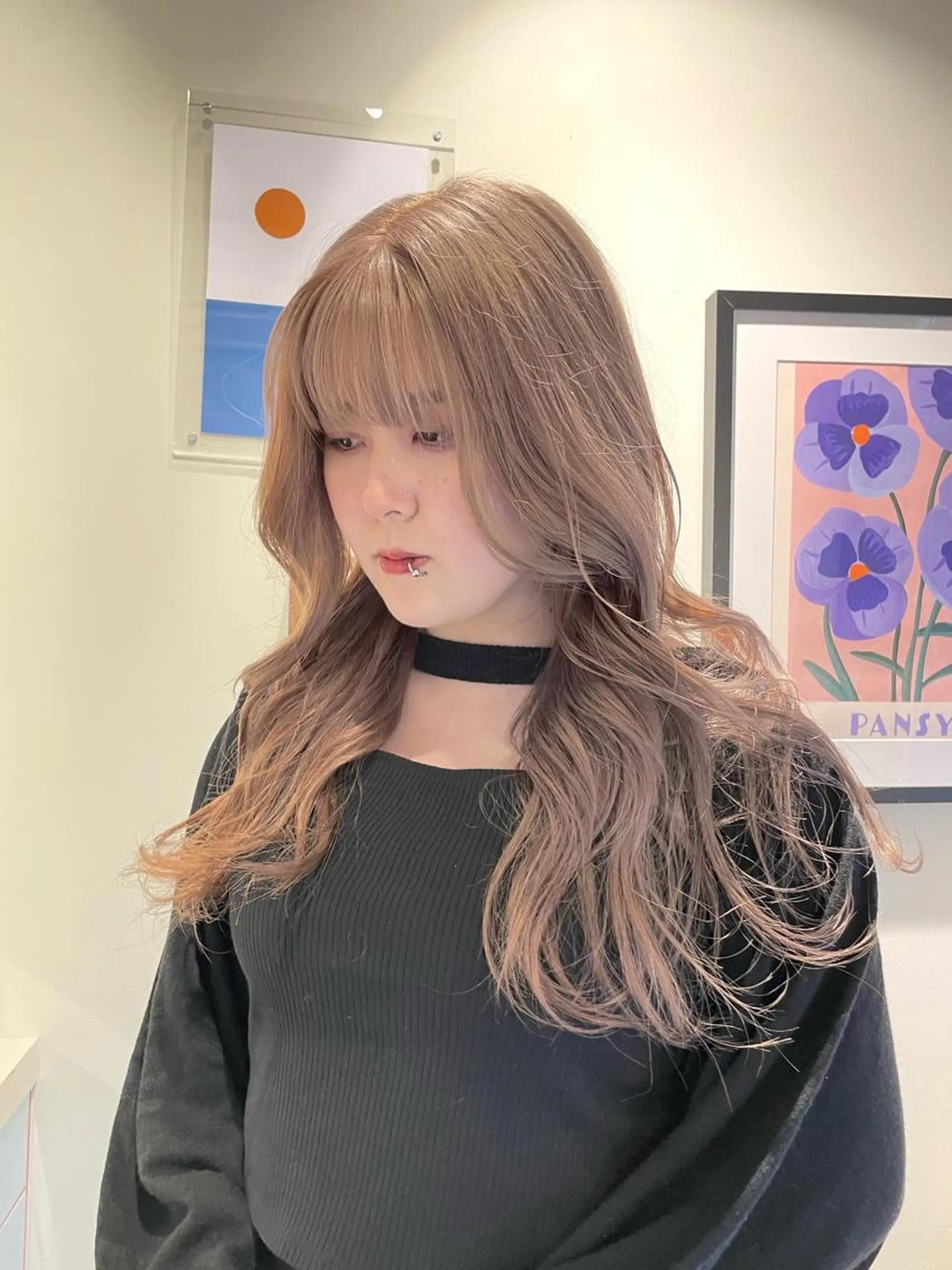 カラー 若月 あやかのヘアスタイル