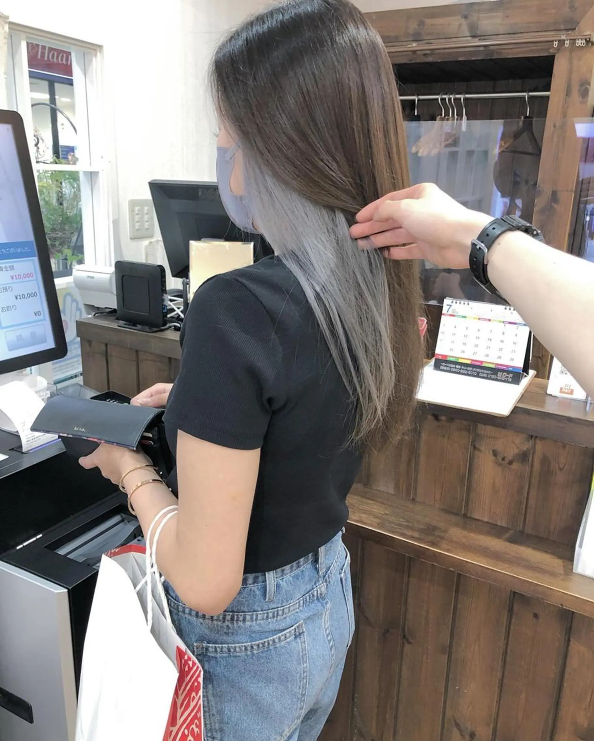 カラー アディクシーカラー アッシュ ブリーチ ダブルカラー グラデーションカラー 🌈ハイトーン/ ワタル🌈のヘアスタイル