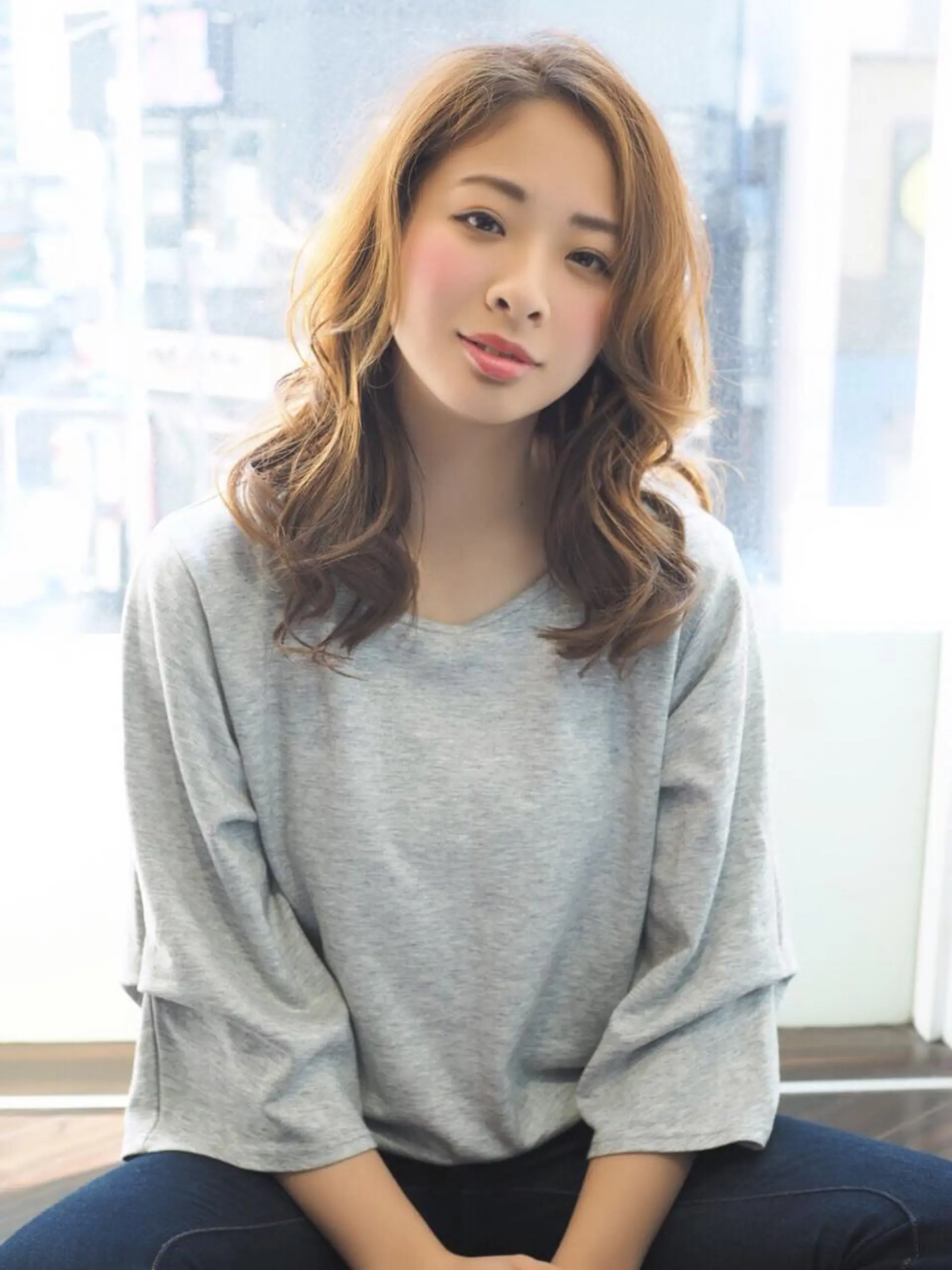 セミロング CANVAS. 【美髪専門店】のヘアスタイル