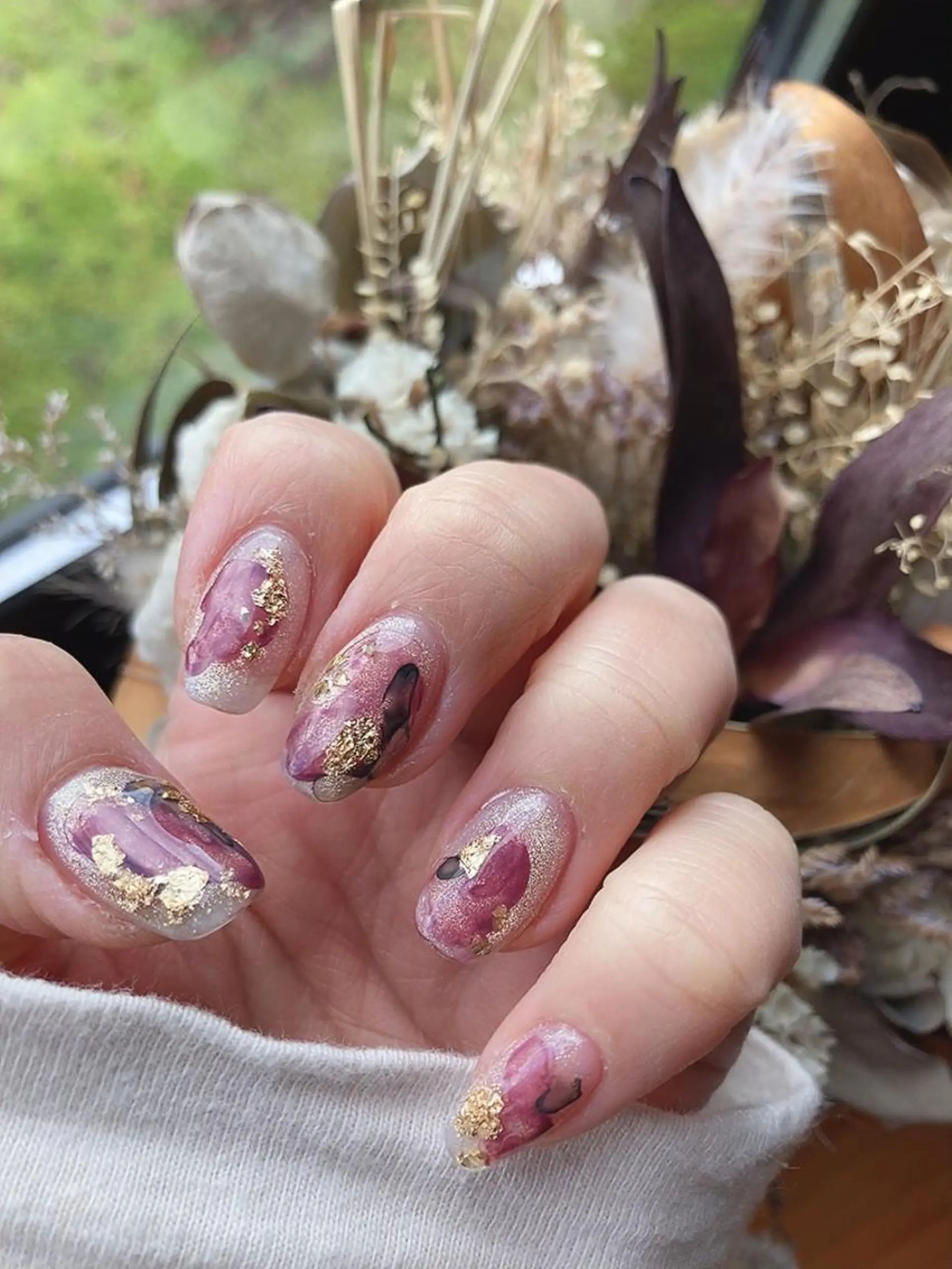 ネイル アートネイル ジェルネイル マグネットネイル 𝐴𝑁𝑈𝐸 トラブル爪育成専門のネイルデザイン