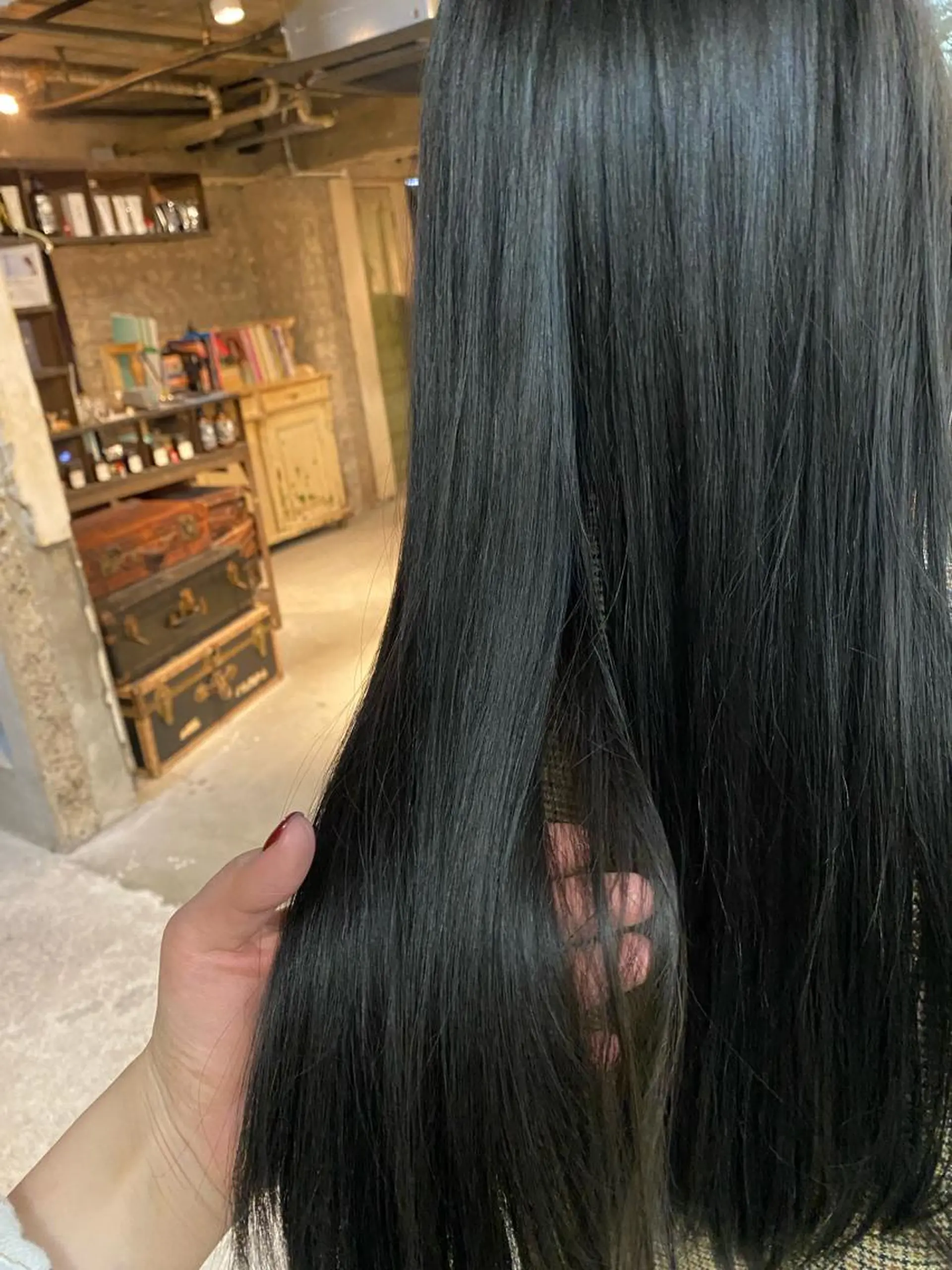 セミロング カラー 黒髪 お任せヘア☘️☘️ 及川渚のヘアスタイル