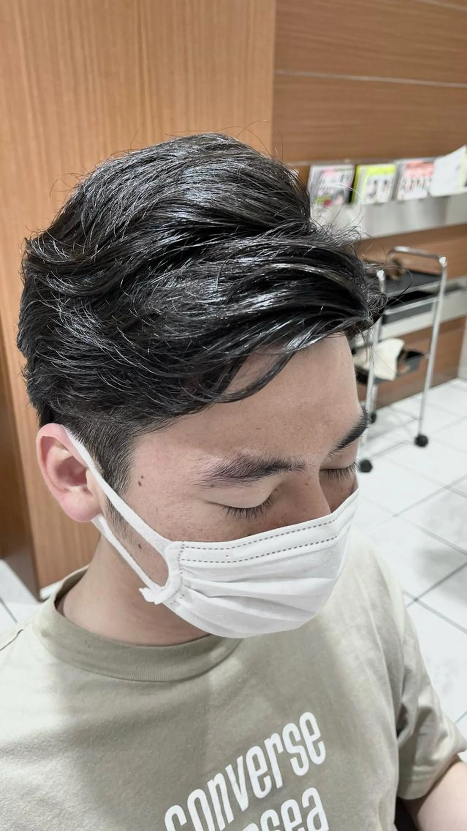 ショート パーマ メンズ ビジネス ツーブロック 刈り上げ カット ヘアカラー トリートメント テラモト カズヨシのヘアスタイル