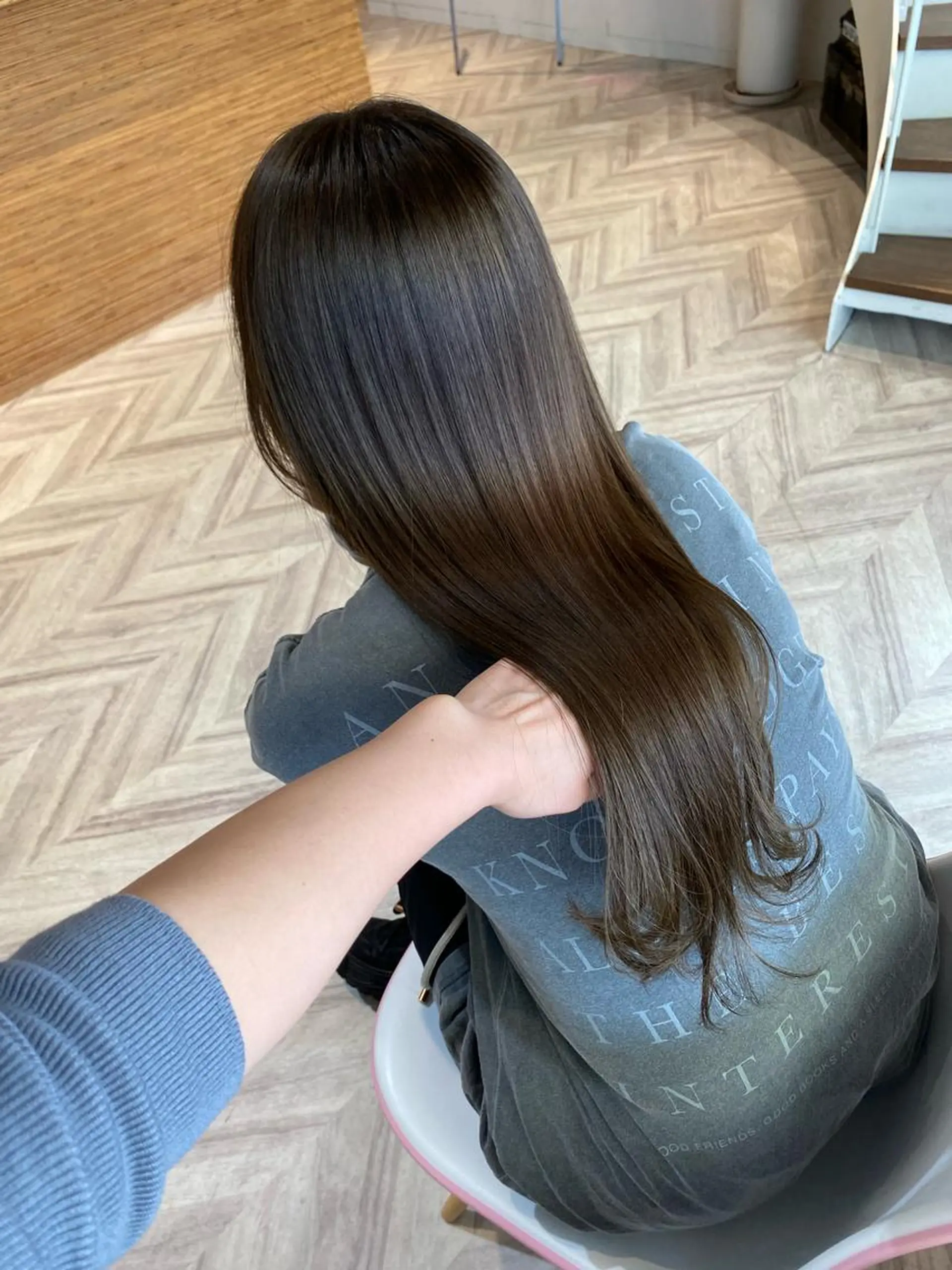 セミロング カラー LEAPS adore都島店所属・みゆう 都島/透明感のヘアスタイル