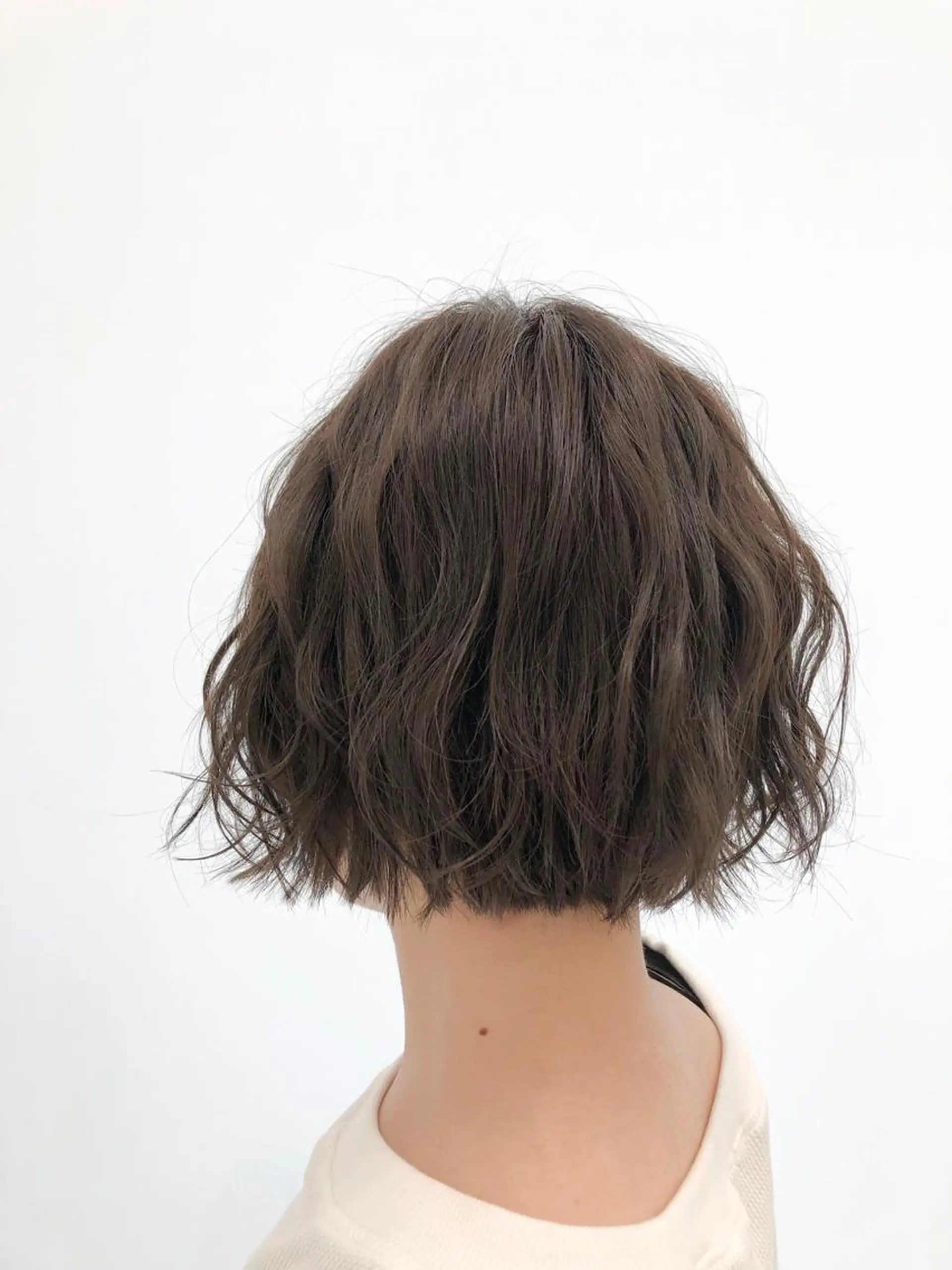 ミディアム カラー un所属・un 溝の口 伊豆本のマツエク・マツパデザイン