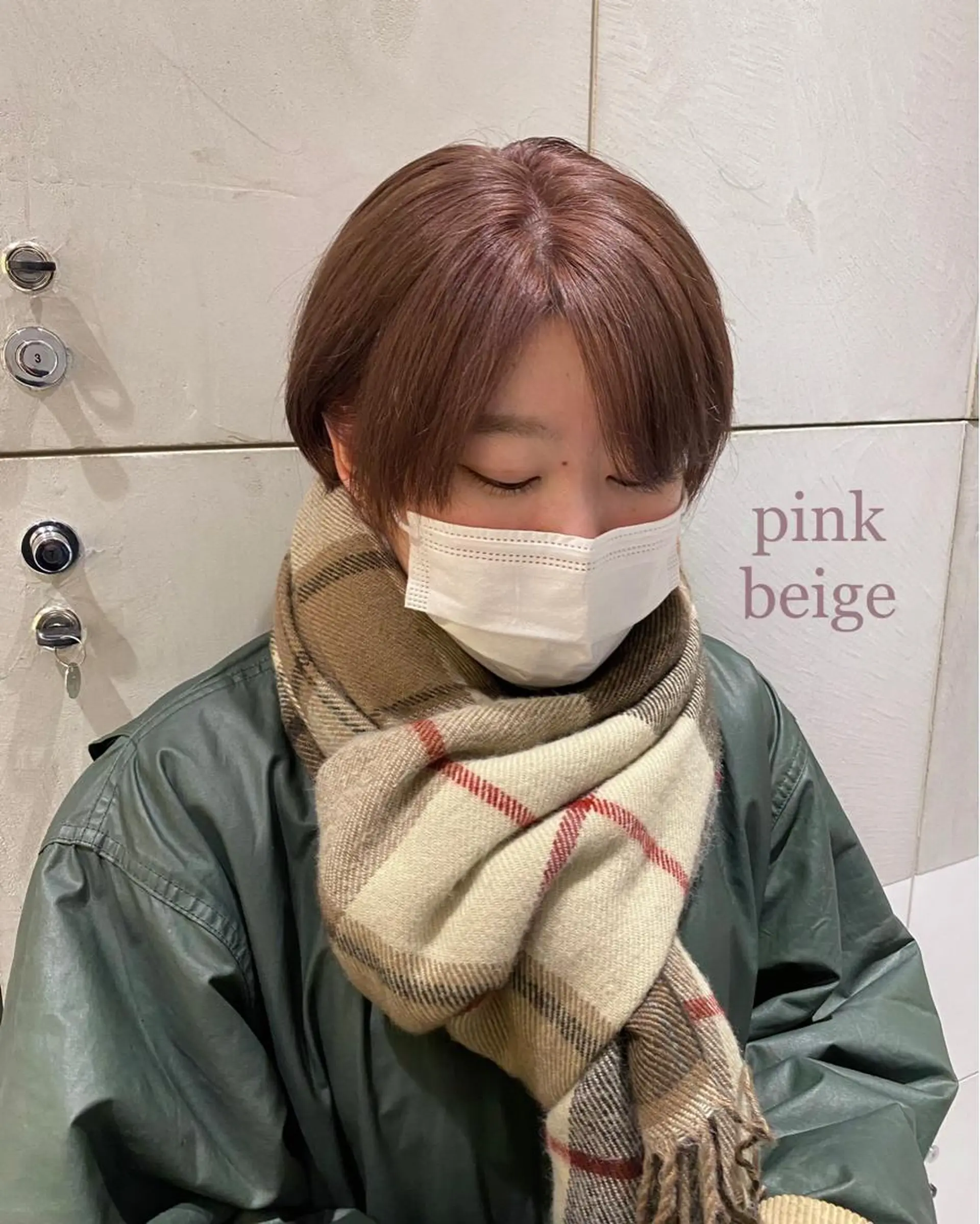 ショート カラー ベージュカラー ブリーチ ピンクカラー ピンクベージュ ヘアカラー 艶感/ナチュラル 🩵amiのヘアスタイル