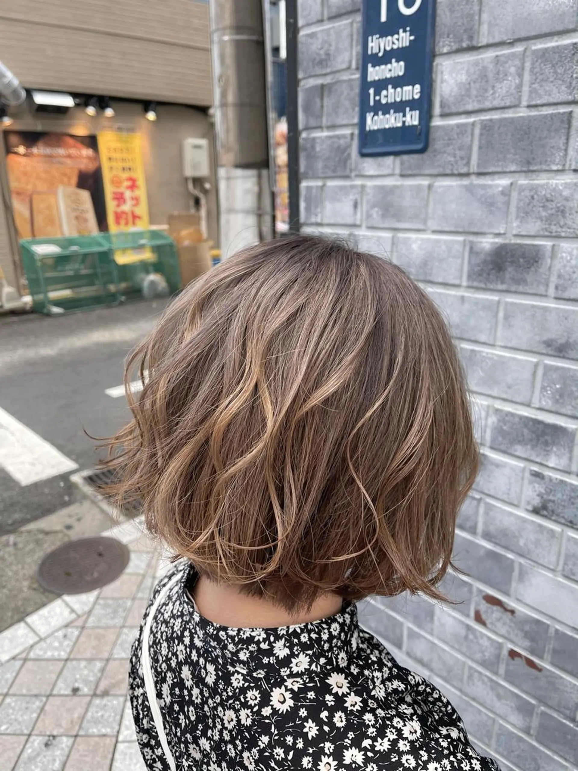 ショート カラー ベージュカラー ミルクティーベージュ ☁Neolive .Ayana✂️のヘアスタイル