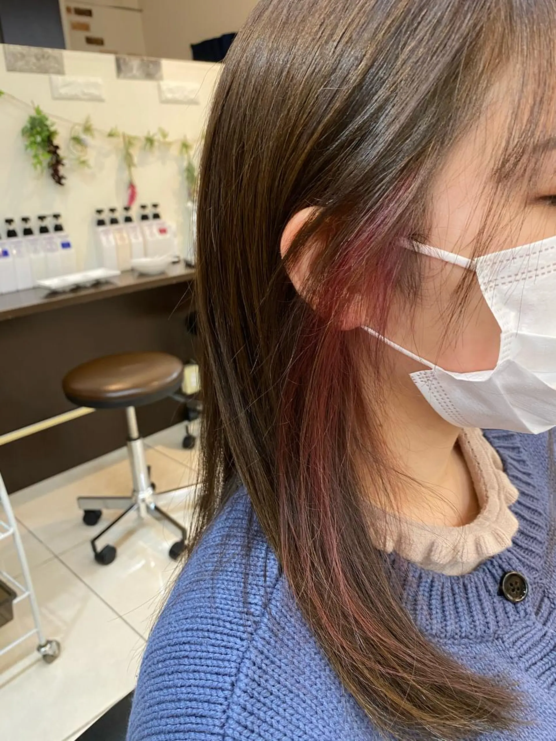 セミロング カラー イヤリングカラー ショートボブ✨️ 池田芽生のヘアスタイル