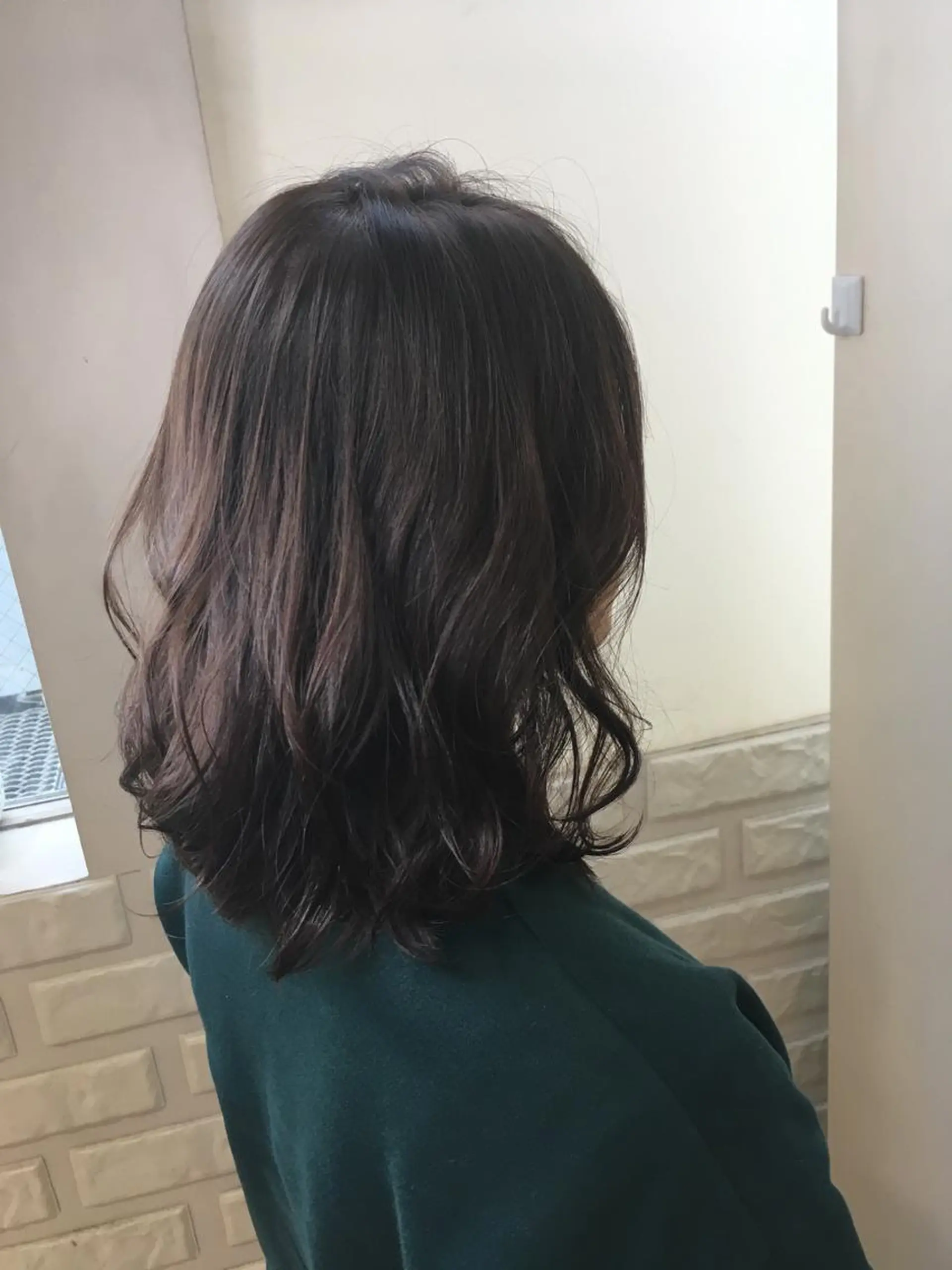 ミディアム カラー 透明感カラー グレージュ 縮毛矯正 農添 杏のヘアスタイル