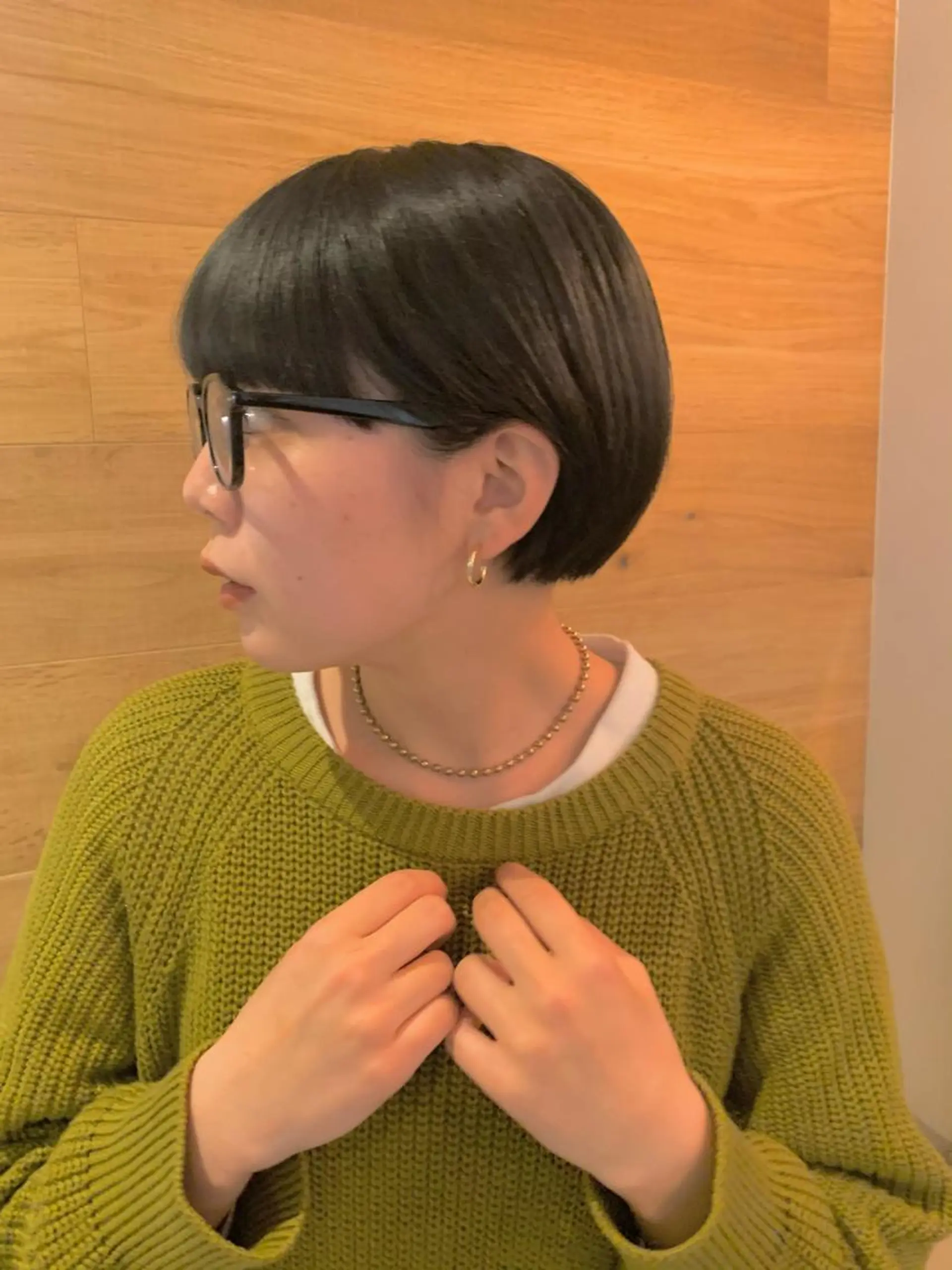 ショート カラー グレージュ オリーブグレージュ オリーブグレー Fuuu《フゥ》所属・シノザキ シンゴのヘアスタイル