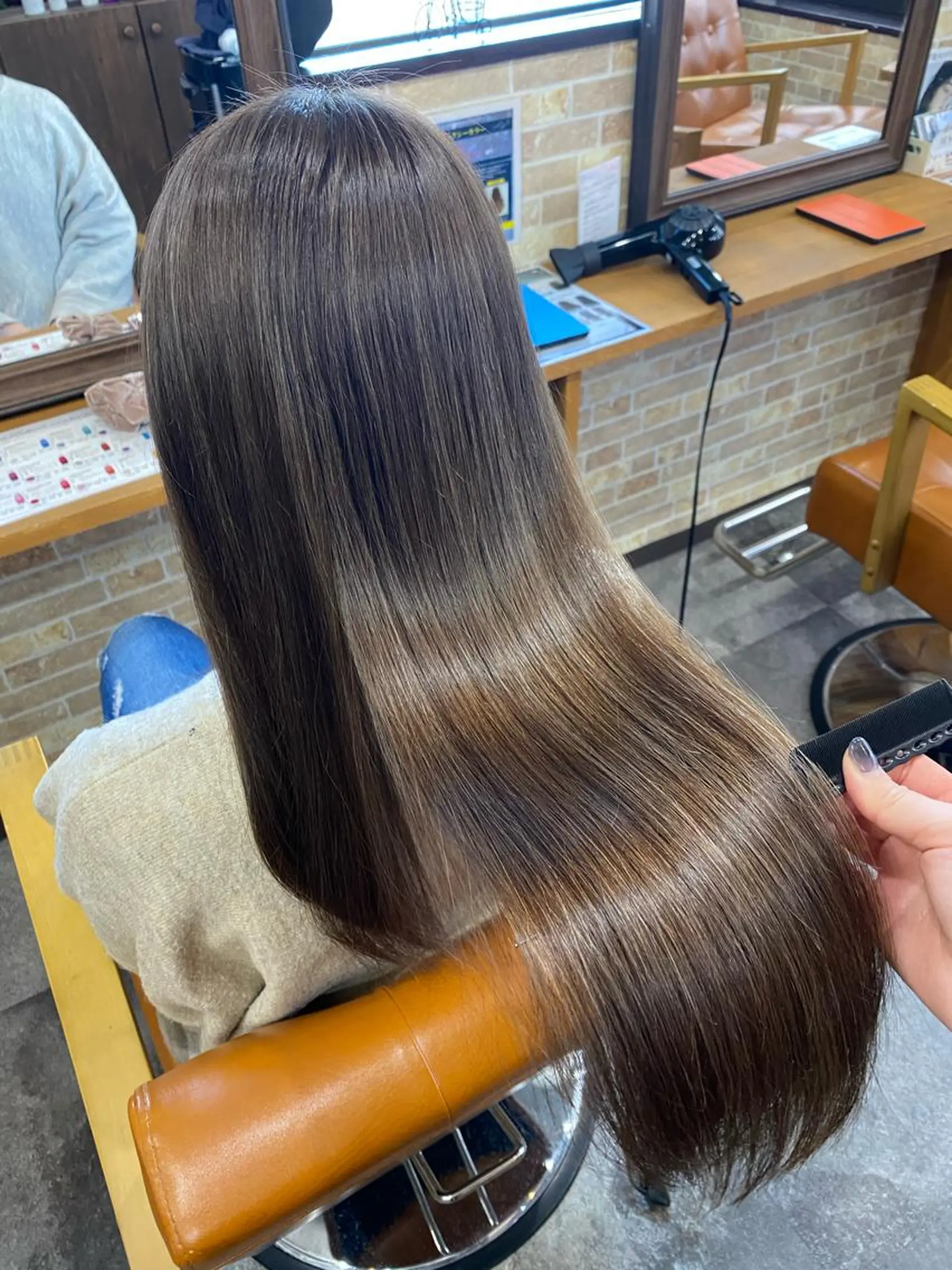 ロング 美髪ヘア 🤍erikaのヘアスタイル