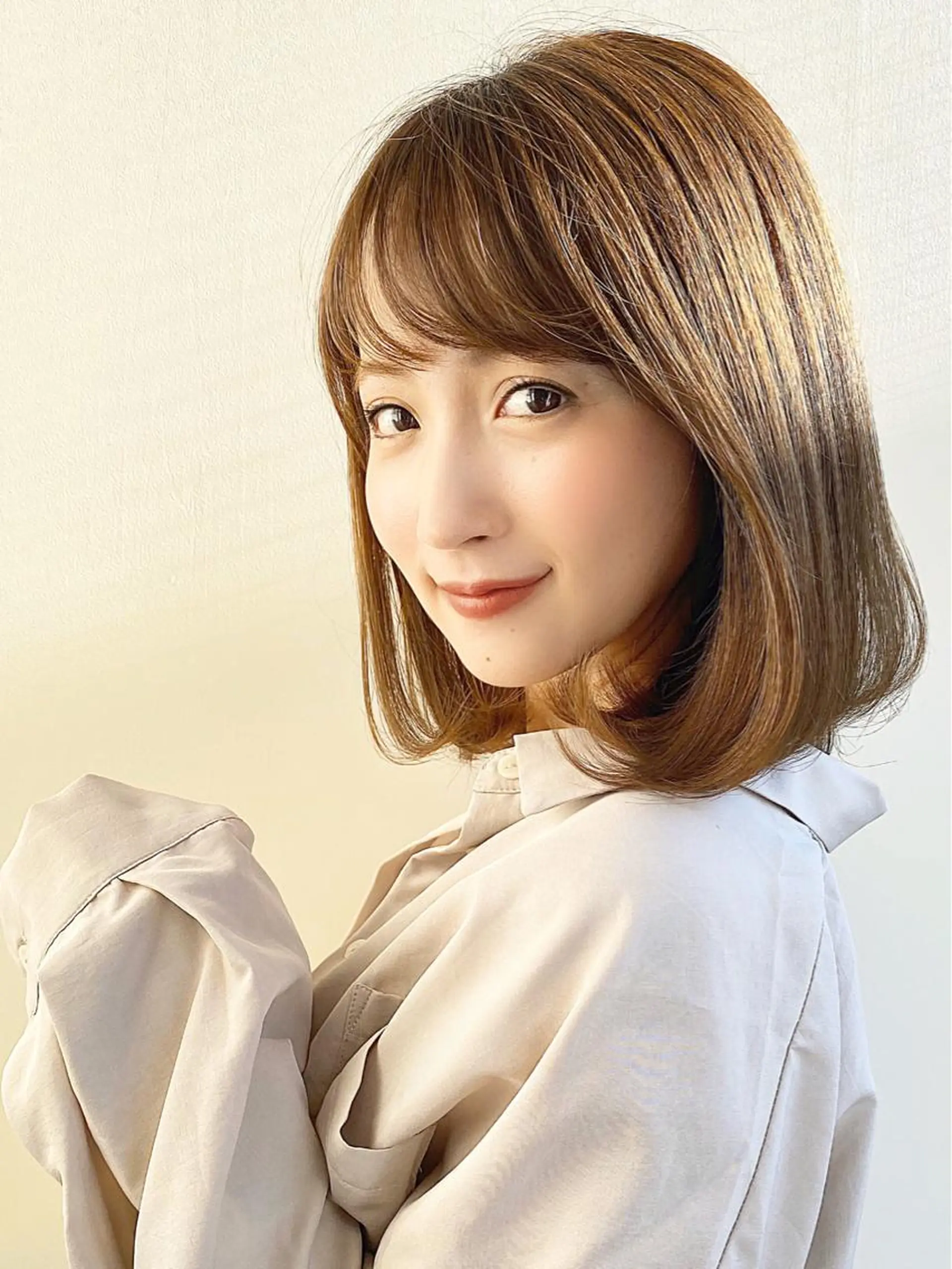 ミディアム カラー 💫期間限定価格💫 似合わせカット🧚のヘアスタイル