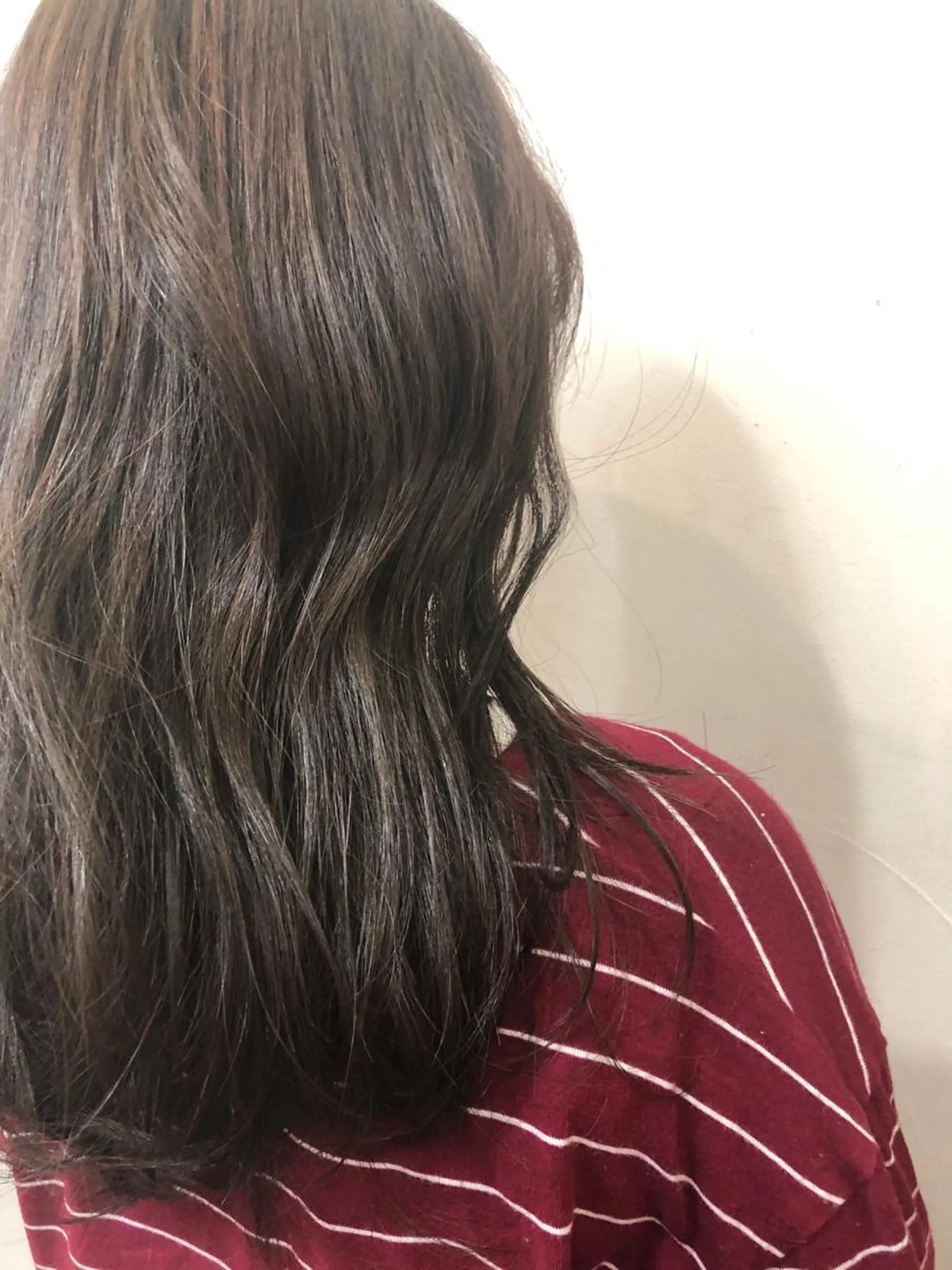 セミロング カラー ブラウンカラー ショコラブラウン 西山梨々【12/1〜 産休を頂きます🎀】のヘアスタイル