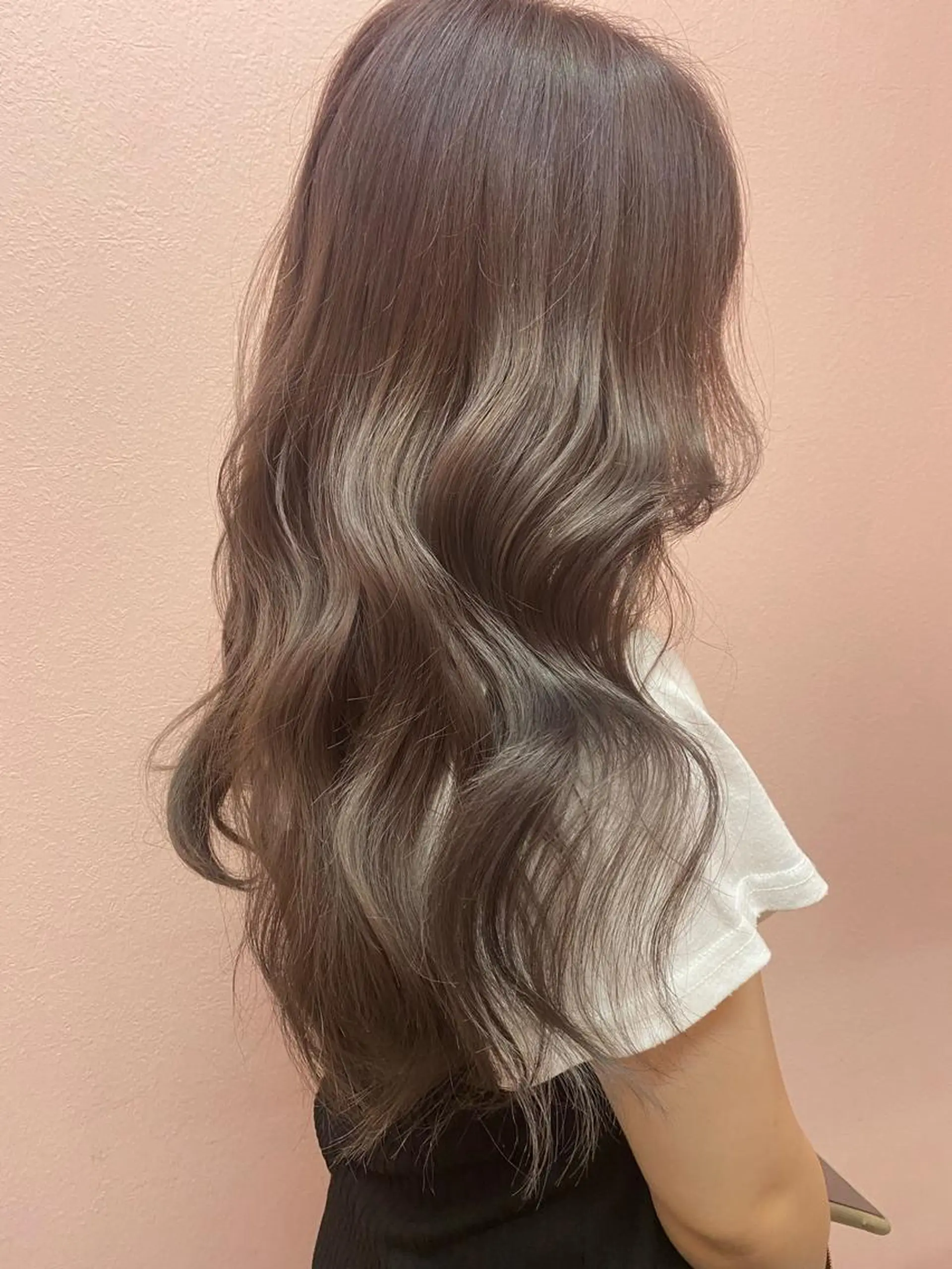 ロング カラー グレージュ ラベンダーカラー ラベンダーグレージュ ラベンダーグレー RIYA❤︎ Aujuaソムリエのヘアスタイル