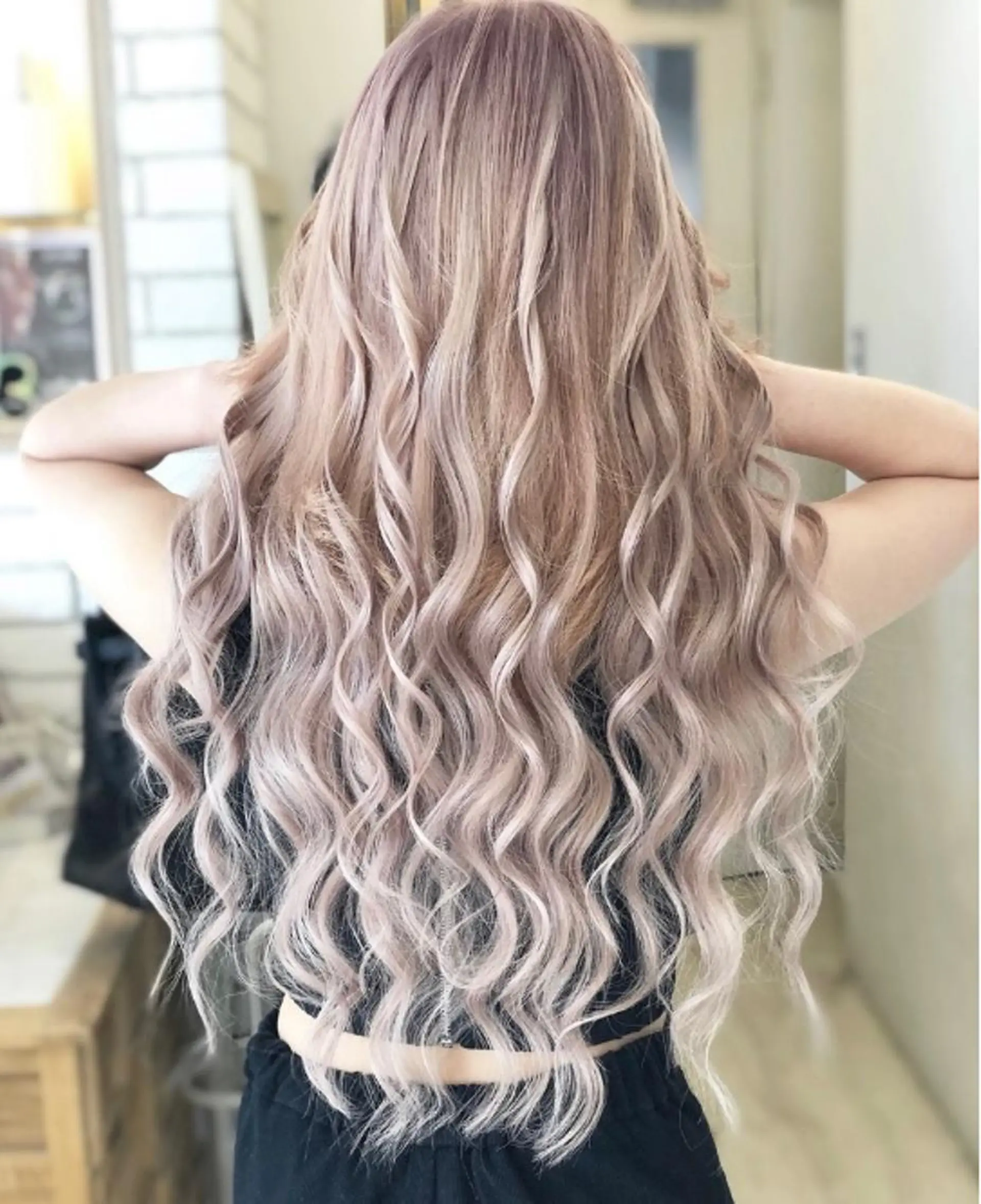 ショート カラー ヘアアレンジ アッシュ ベージュカラー 黒髪 ブルーカラー ブルーグレー エクステ vizz by elyts【北谷】のヘアスタイル