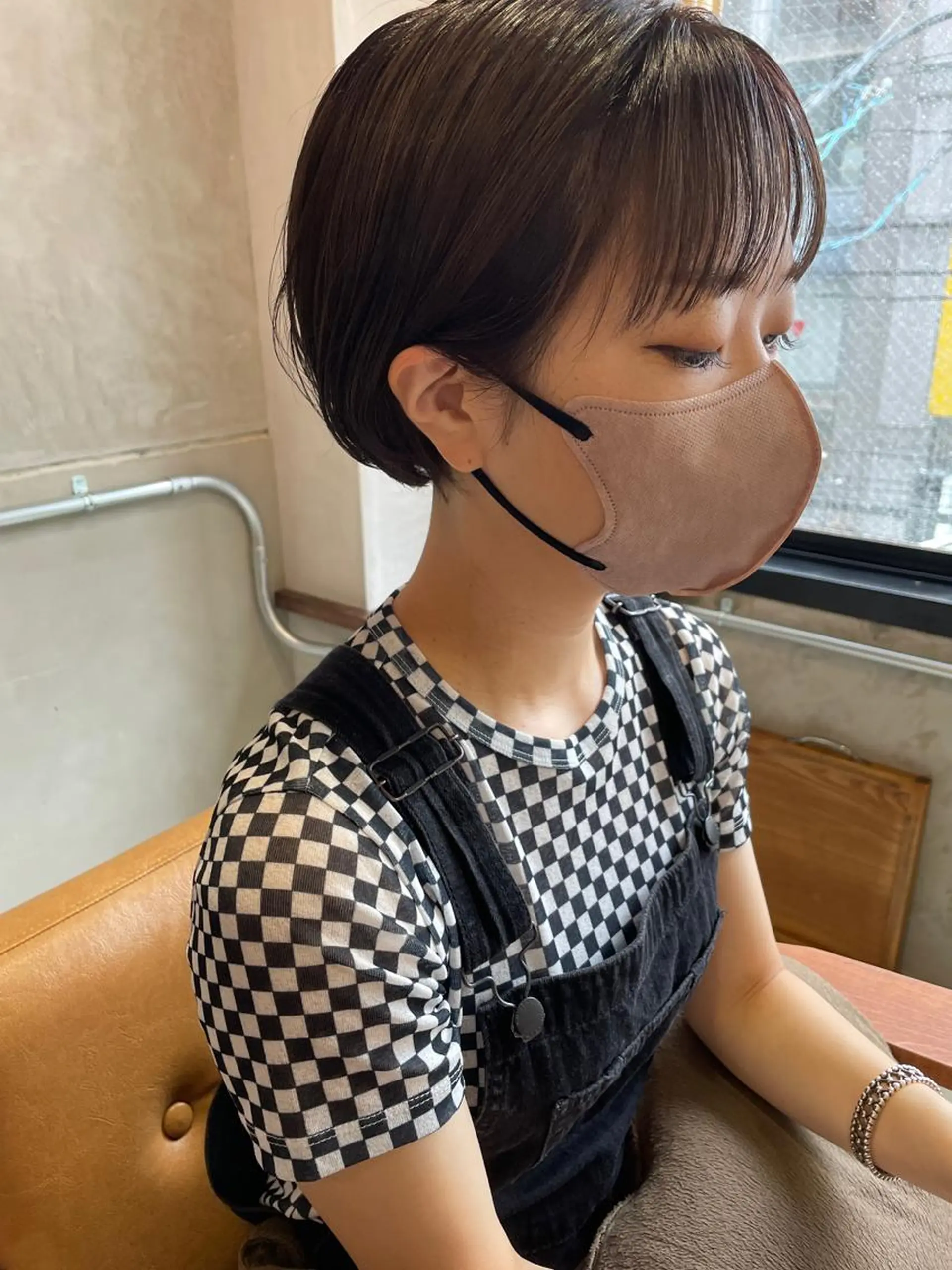 ショート ボブ カット ヘアカラー トリートメント さの あやねのヘアスタイル