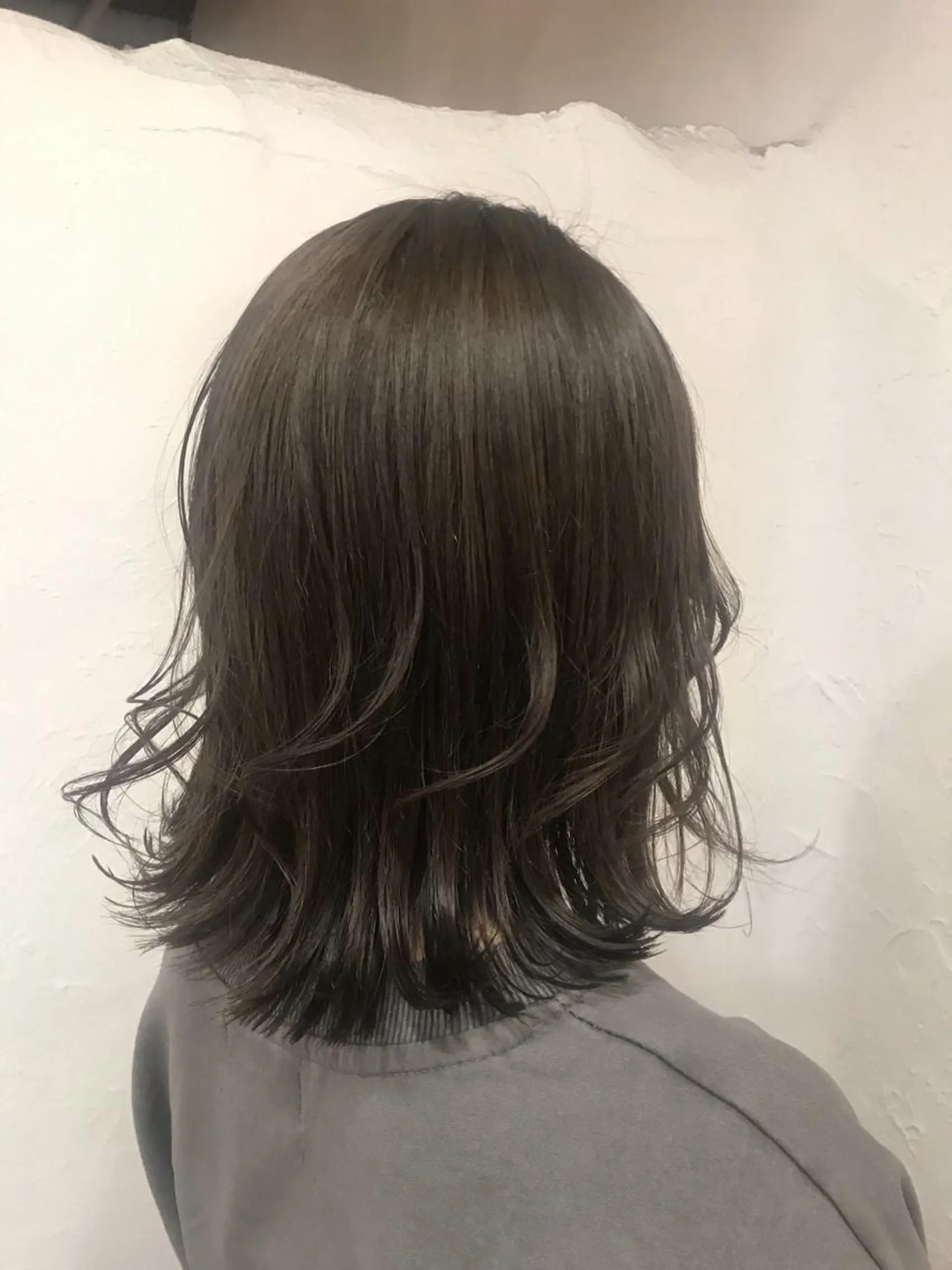 ミディアム カラー 伊藤 優希のヘアスタイル