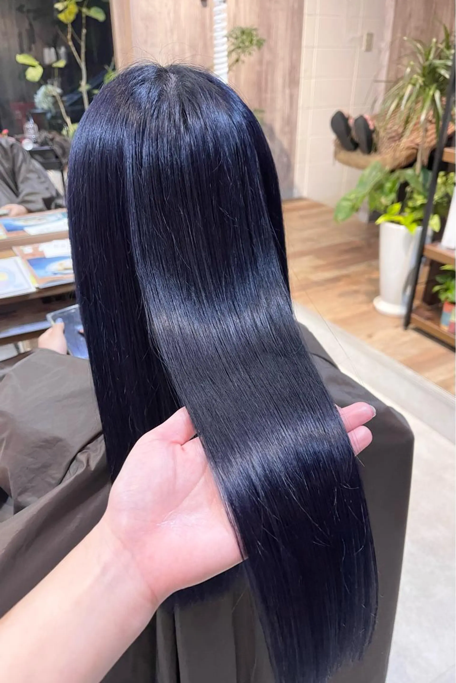 ロング カラー ブルーカラー ネイビーカラー i  plus＋所属・髪質改善で 憧れの潤艶美髪にのヘアスタイル