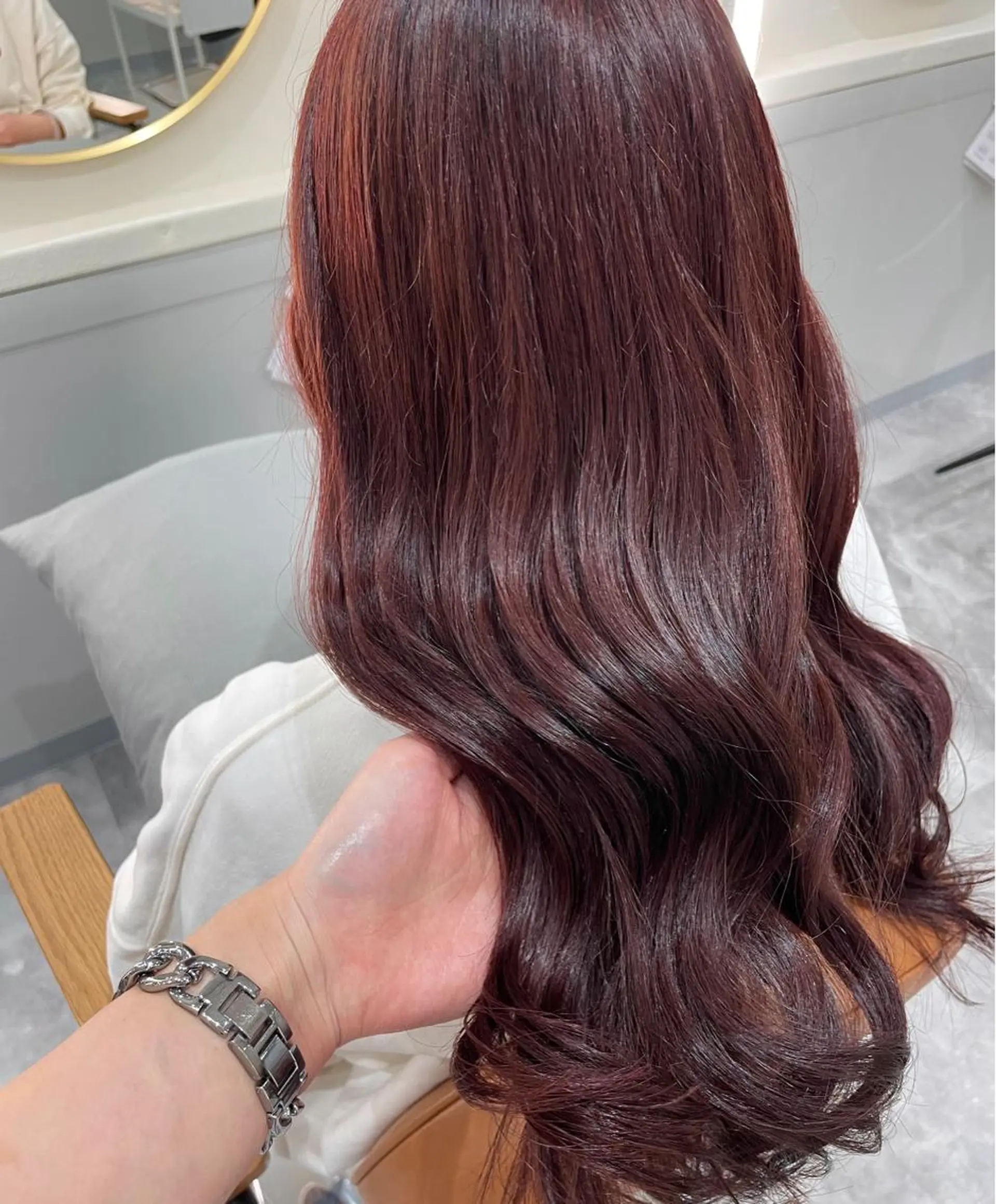 ロング カラー ヘアカラー トリートメント newi梅田🫧韓国 ヘア🫧sakiのヘアスタイル