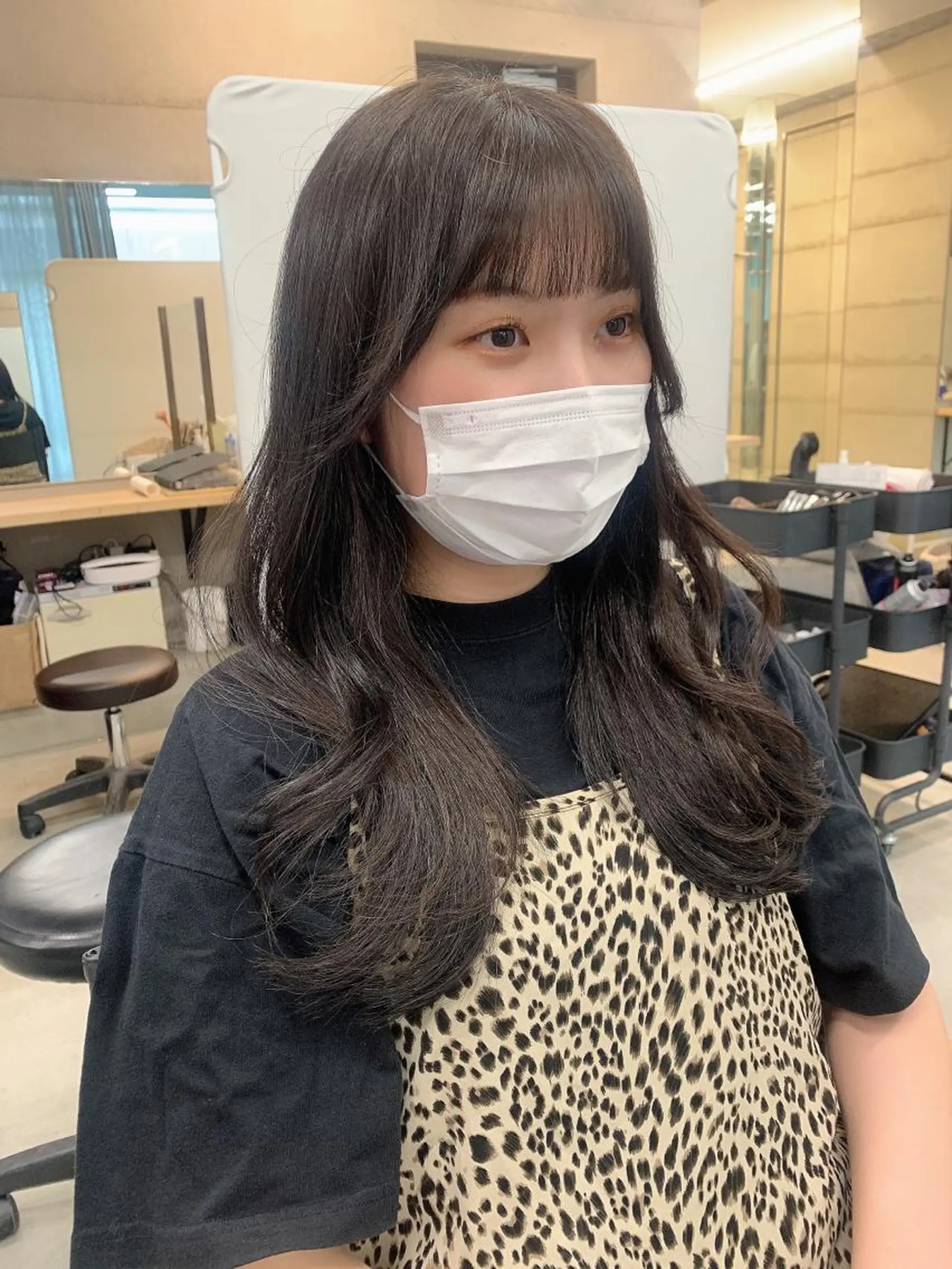 ミディアム カラー カット ヘアカラー トリートメント ヘッドスパ 透明感/オリーブ/ グレージュ/YUKAのヘアスタイル