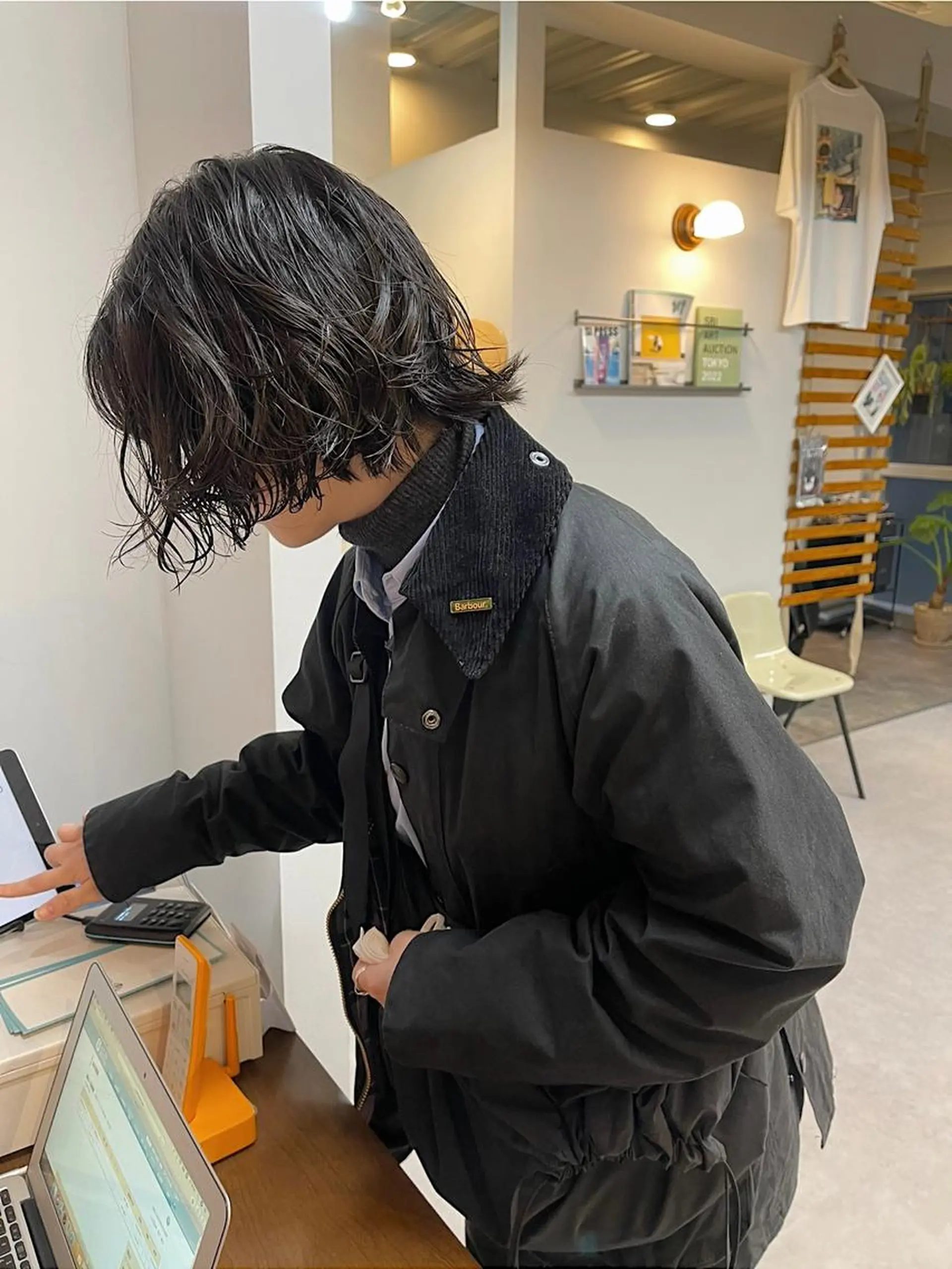 ショート カラー パーマ ニュアンスパーマ MEY HAIR / CURLYS所属・丁寧なカウンセリング 🌿KENTA🌿のヘアスタイル